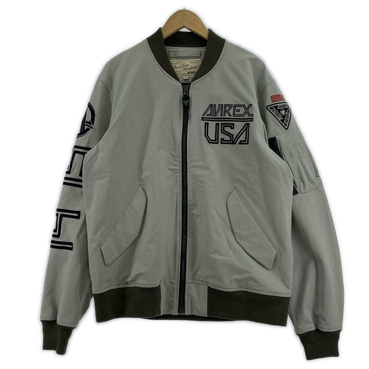 ブルゾン MA-1 STRETCH SOFT SHELL グレー