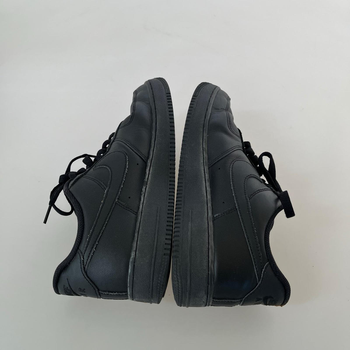 スニーカー AIR FORCE 1 07 黒 26.5cm (US8 1/2 UK8 EU43) ブラック