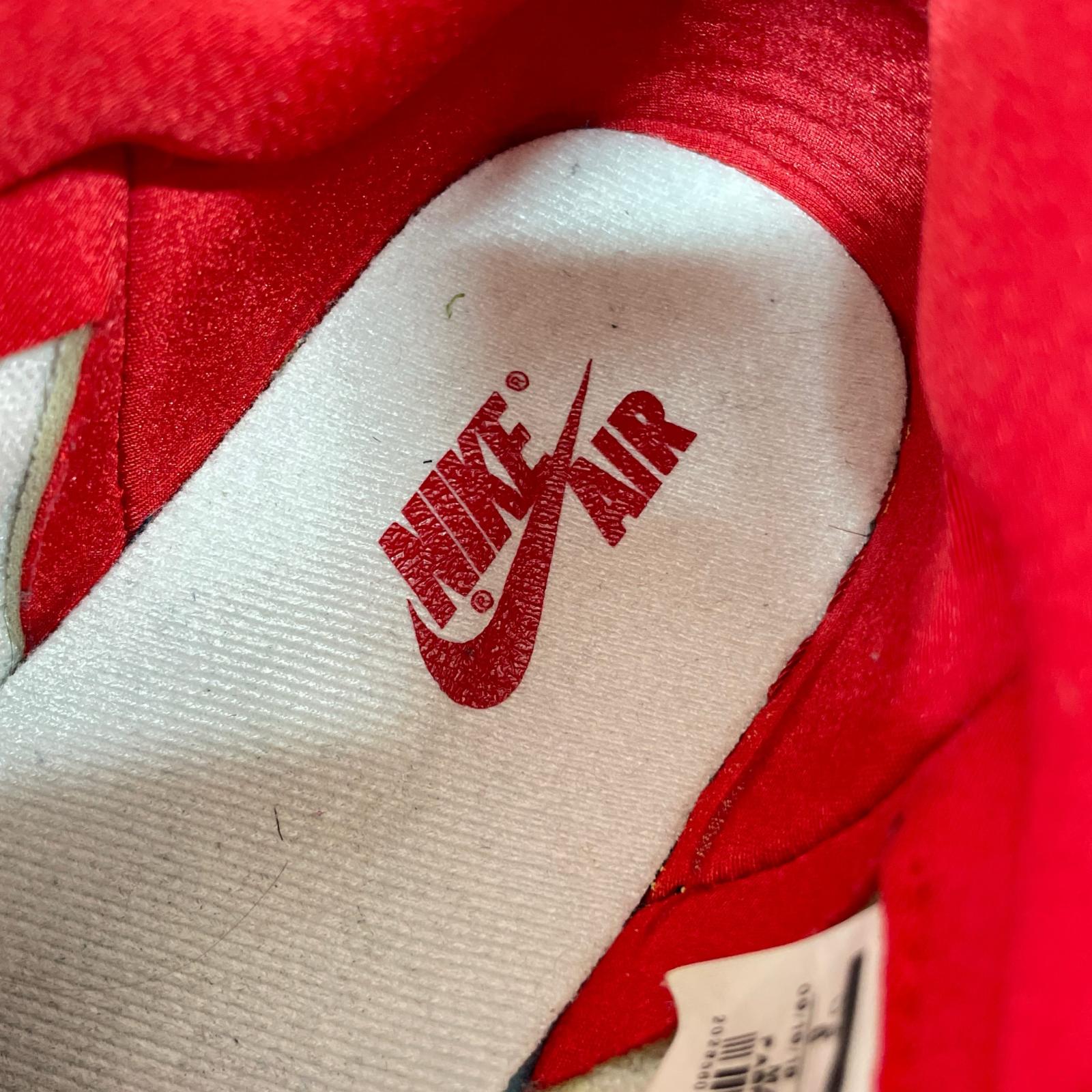 スニーカー AIR JORDAN 1 RETRO OG 25 ホワイト