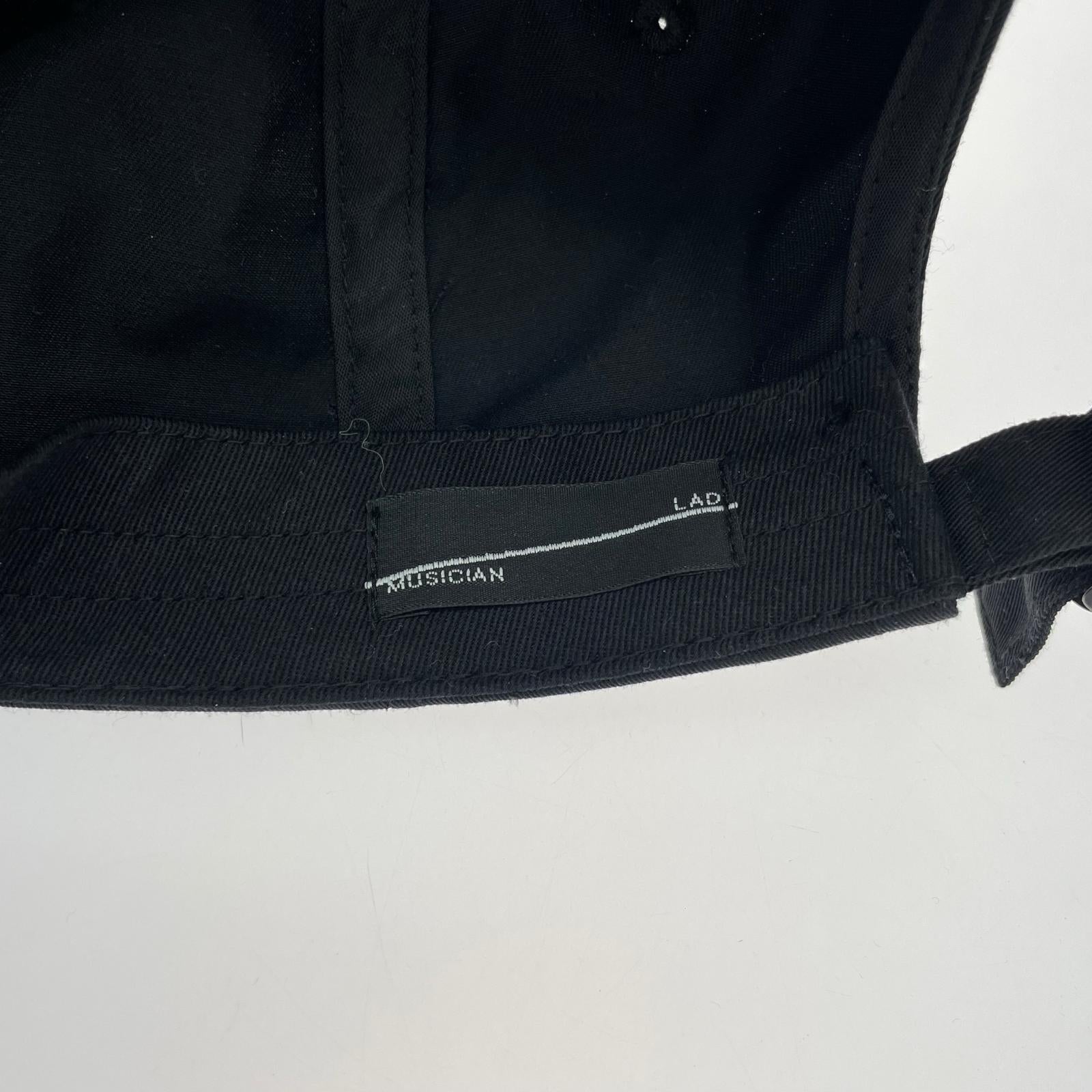 キャップ LASER CUT HOLE CAP 2125-921 ブラック