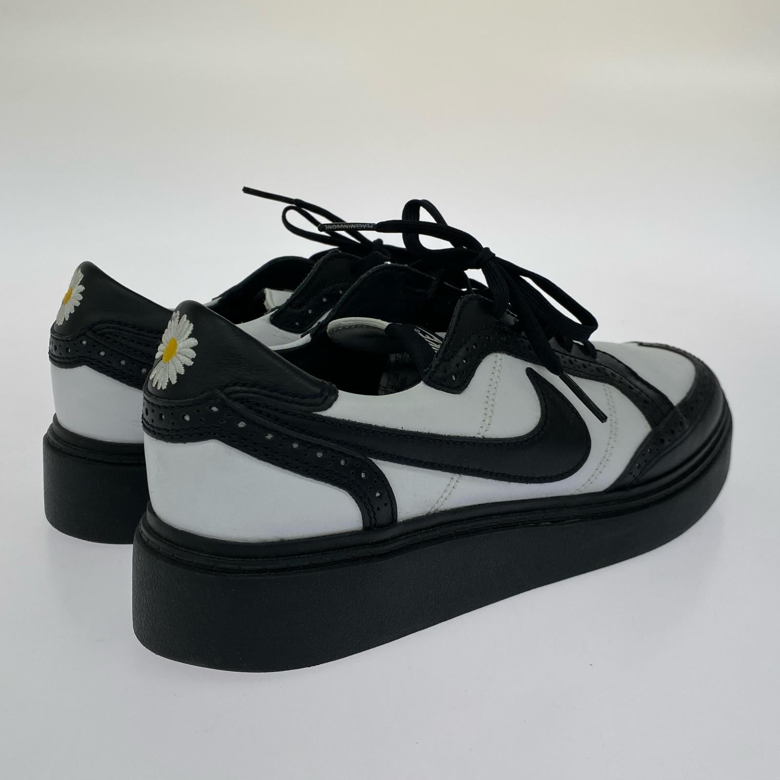 スニーカー PEACEMINUSONE × Nike Kwondo 1
