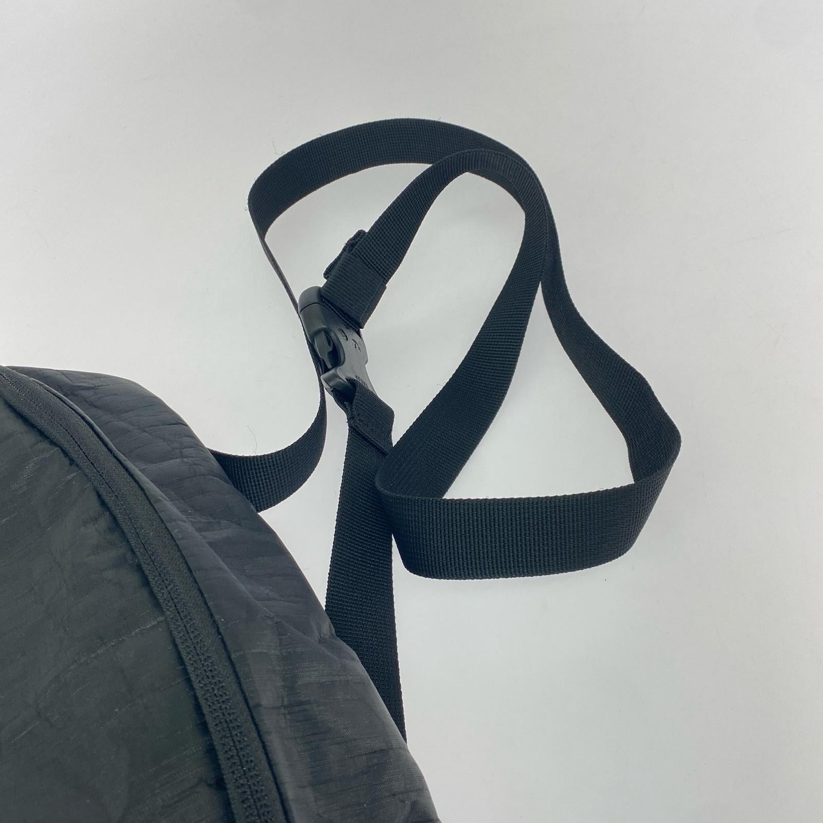 ショルダーバッグ BEAMS BROCHURE DYNEEMA POUCH ショルダーバッグ 黒 ブラック