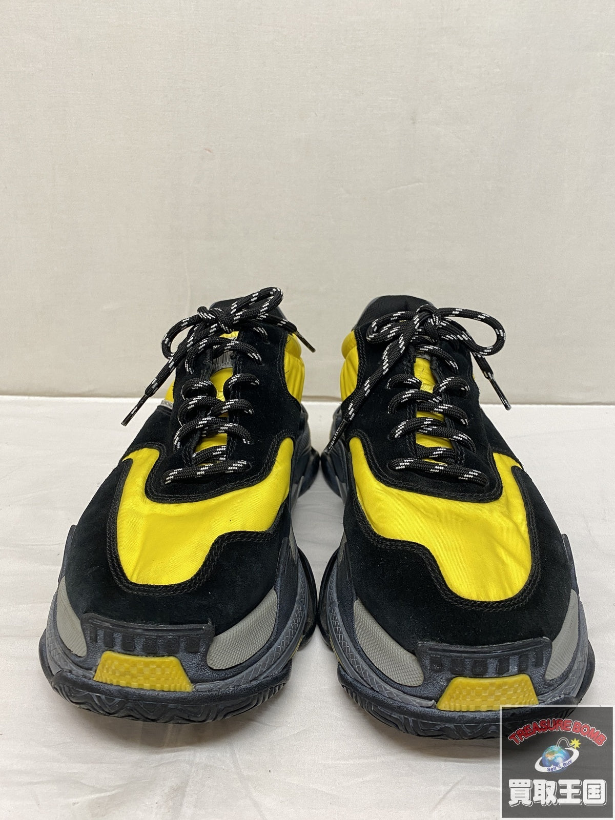 Balenciaga Triple S (27.0)