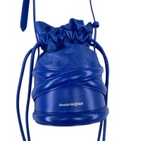 ショルダーバッグ Alexander McQueen soft curve bucket bag 青 ブルー