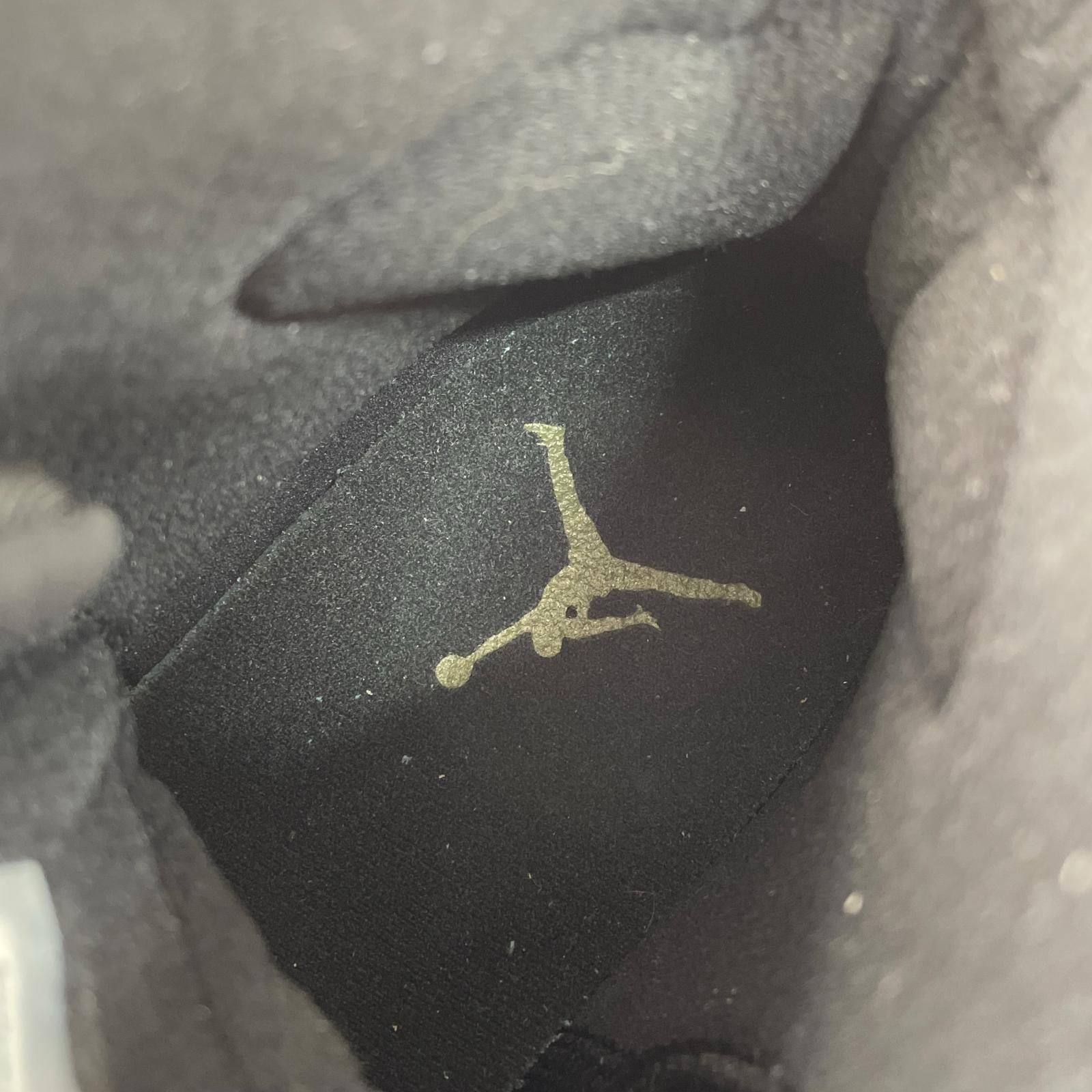 スニーカー Jordan Lift Off "Neutral Olive(26)緑