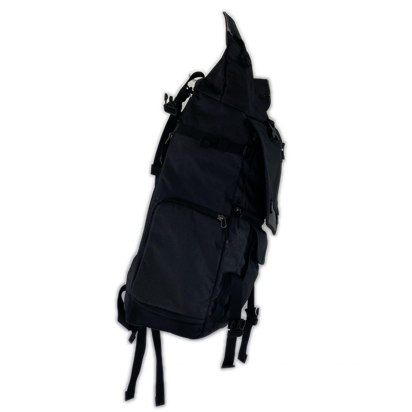リュック・デイパック THULE カメラバッグ ブラック ブラック