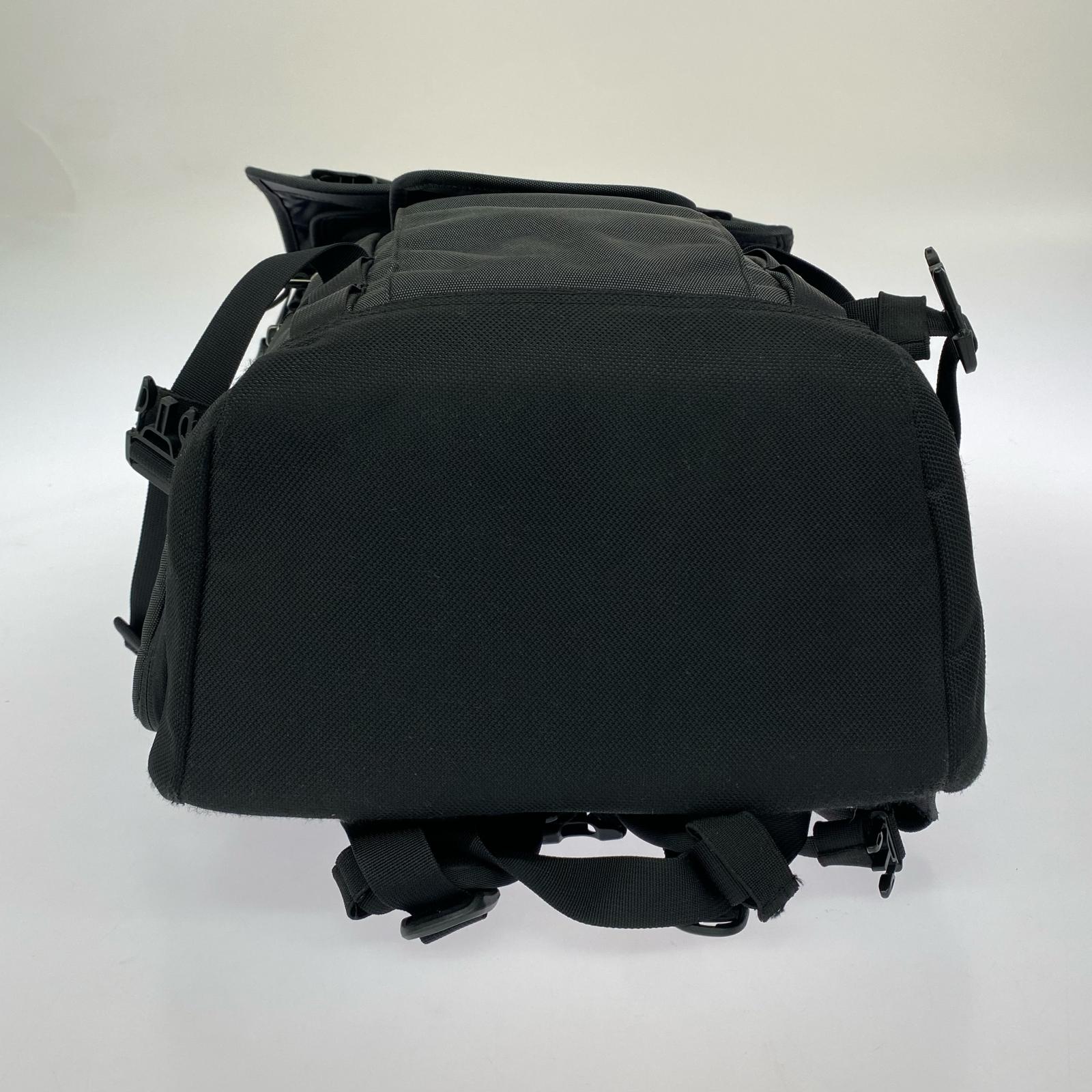 リュック・デイパック THULE カメラバッグ ブラック ブラック