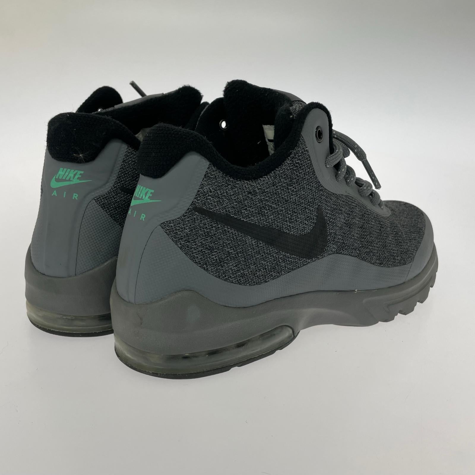 スニーカー AIR MAX INVIGOR MID(26.0) 26cm (US8 UK7 1/2 EU42) グレー