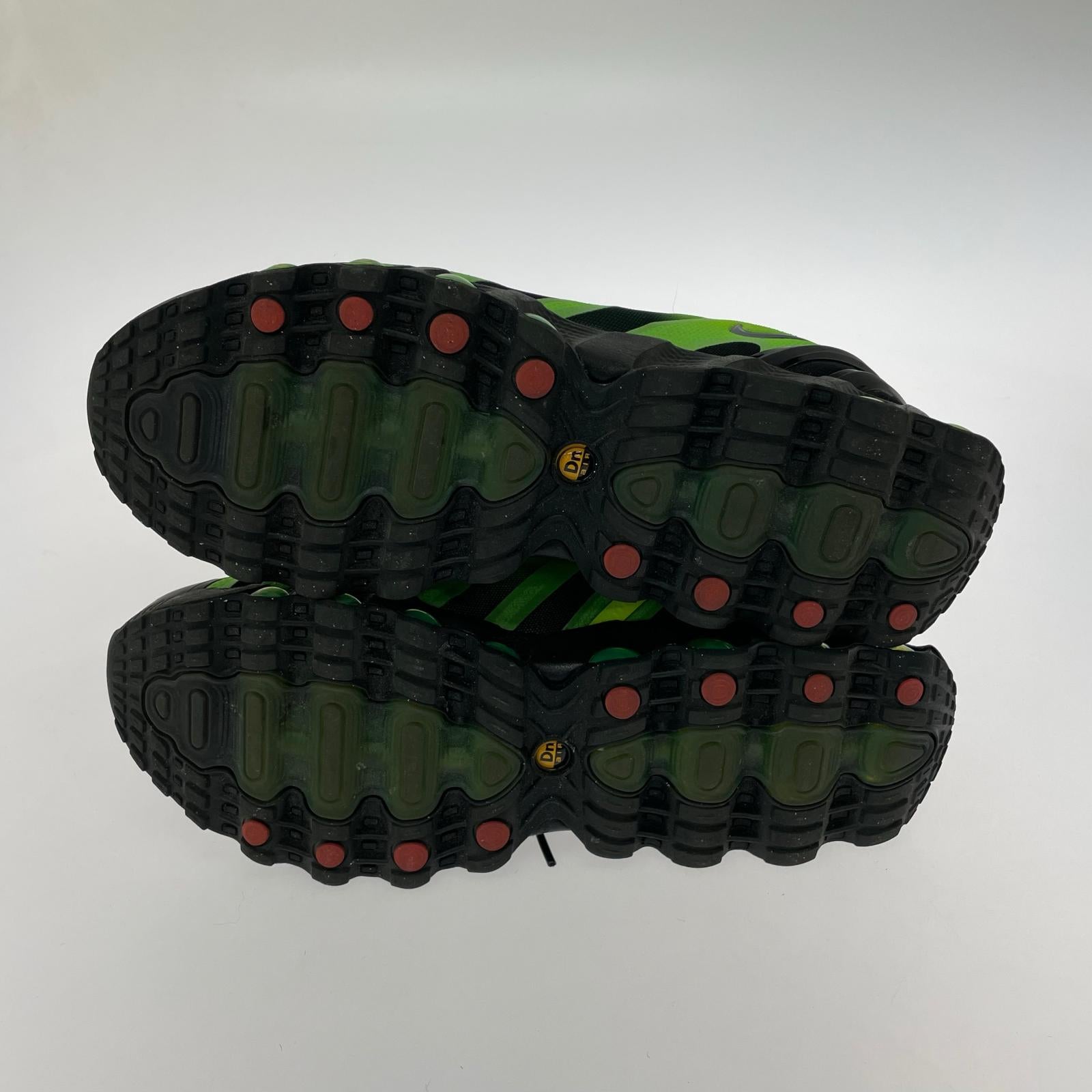 スニーカー AIRMAX DN8 黒緑 (28.5cm) 28.5cm (US10 1/2 UK10 EU47) グリーン