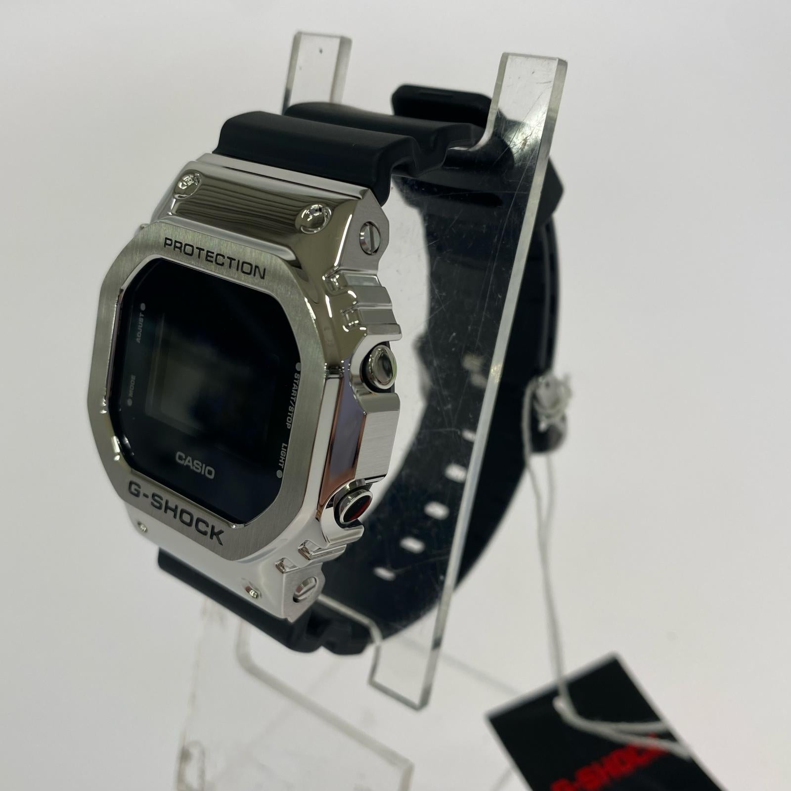 腕時計 CASIO G-SHOCK GM-5600U-1JF メタルカバー 5600シリーズ