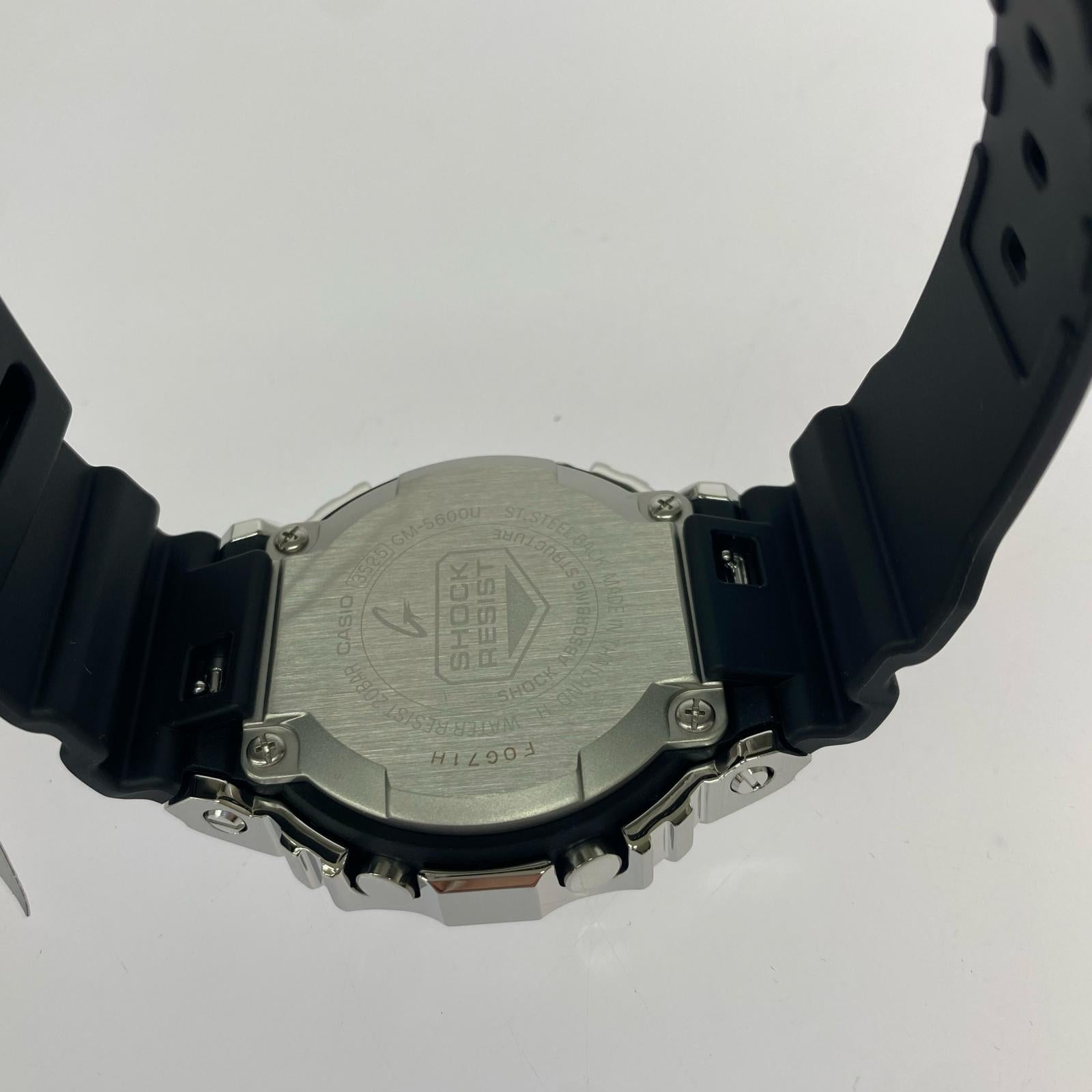 腕時計 CASIO G-SHOCK GM-5600U-1JF メタルカバー 5600シリーズ