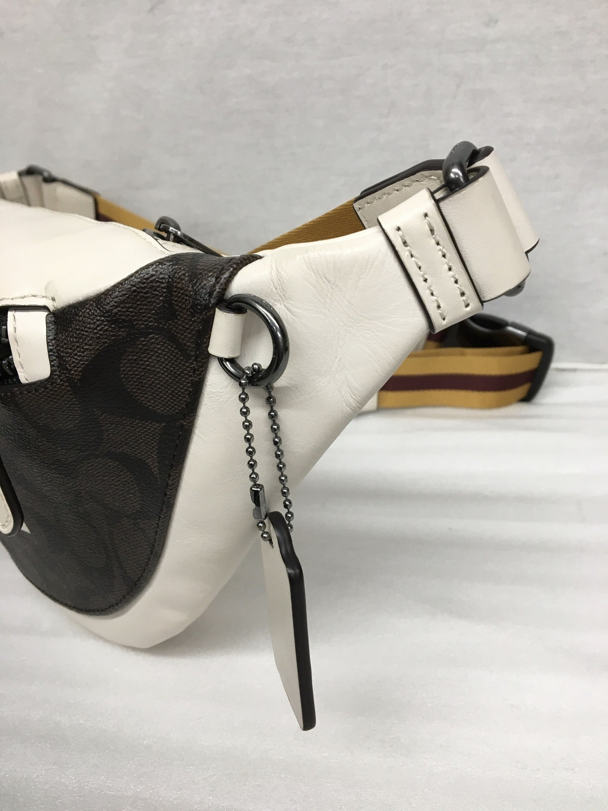 miumiu ナイロン切替 ダウンジャケット ネイビー