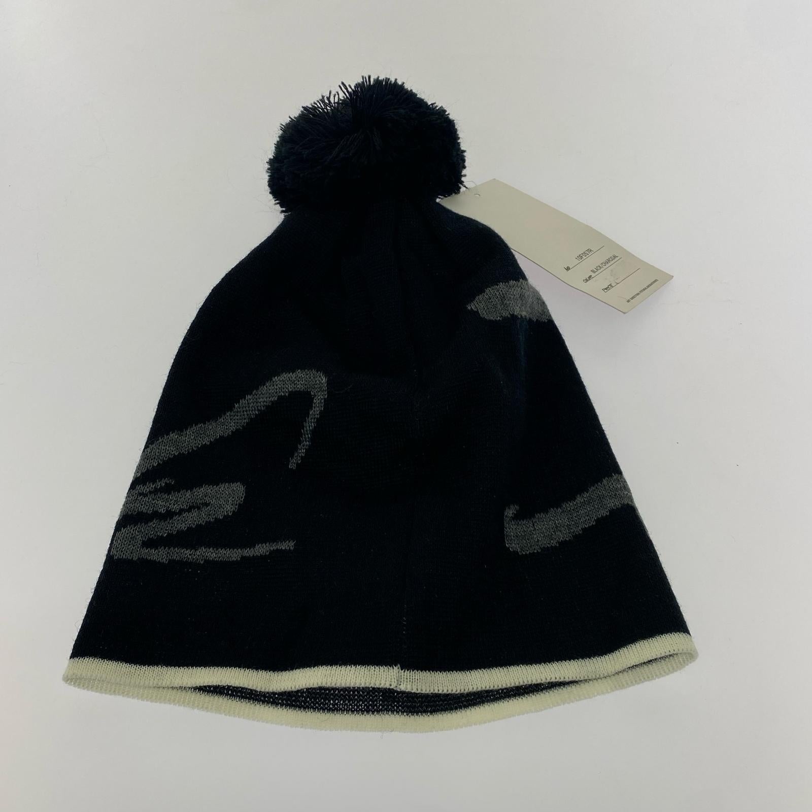 ニットキャップ FUTURA LABORATORIES ボンボンニット帽 黒 ブラック