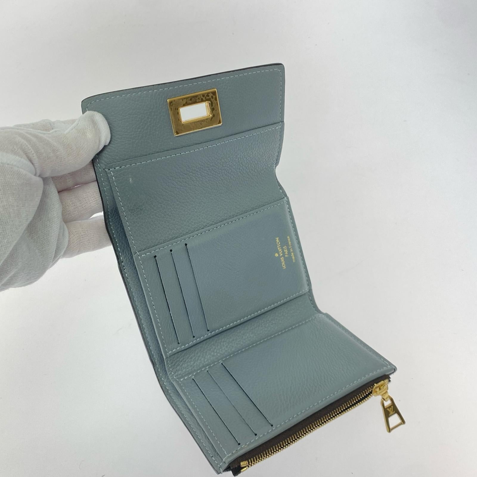LOUISVUITTON ポルトフォイユ ヴィクトリーヌ 財布