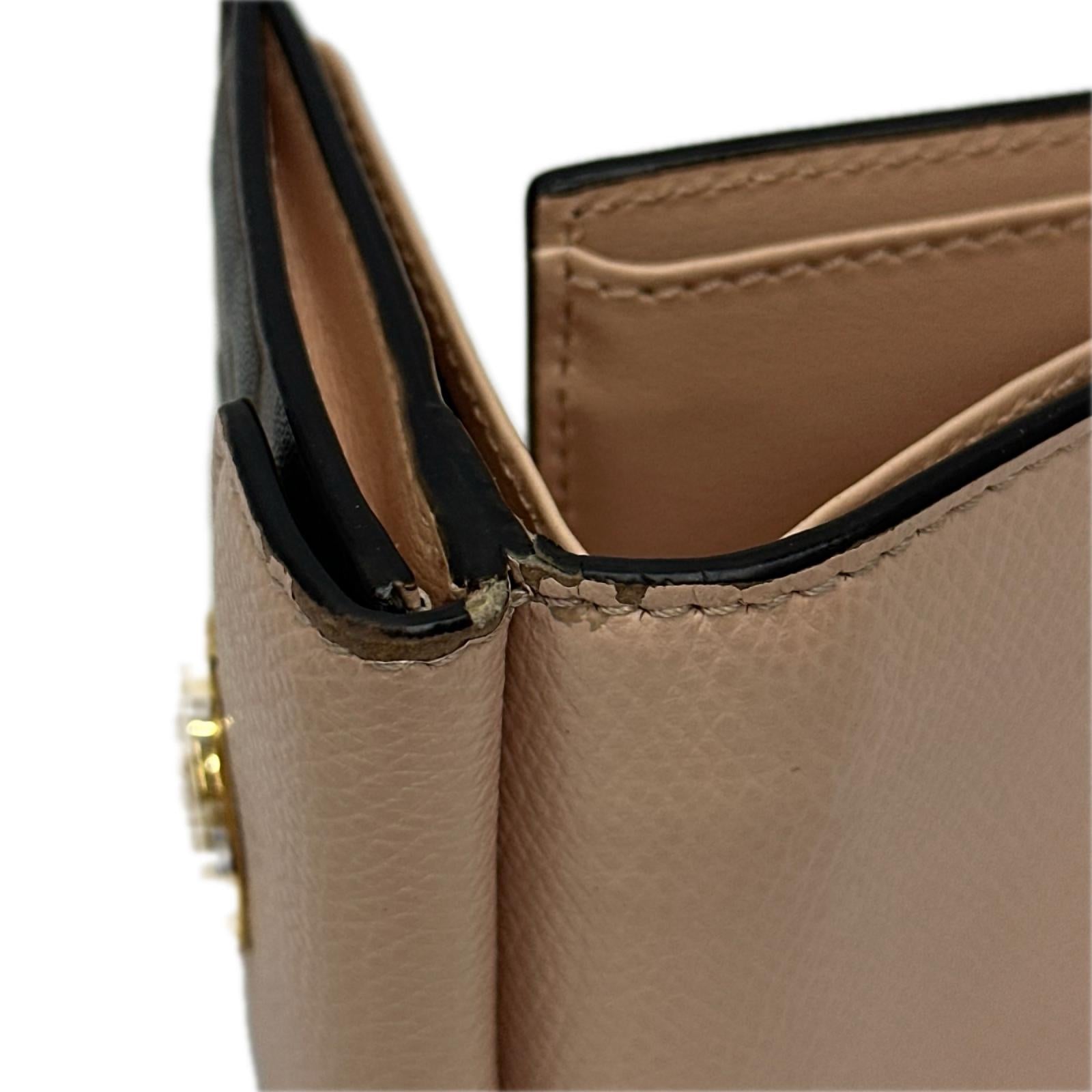 FENDI ズッカ 三つ折り財布
