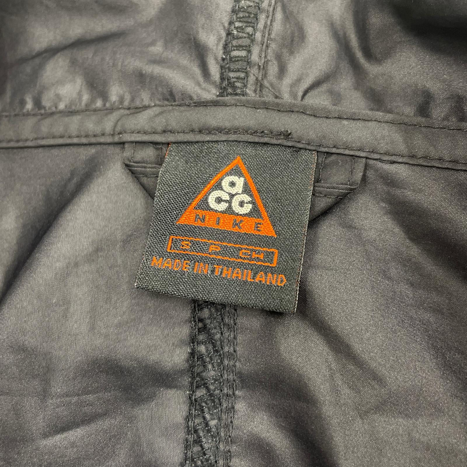 ジャケット NIKE ACG ナイロンアノラックパーカー S 黒×赤 S
