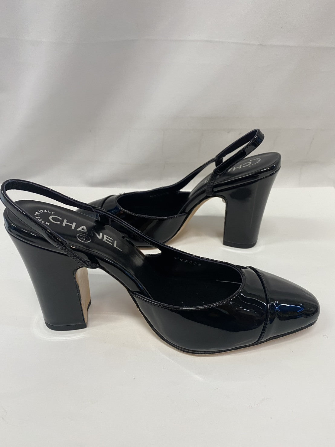 chanel スリングバックシューズ 黒