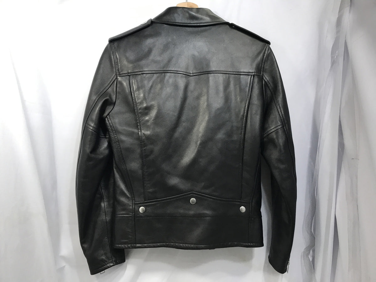 LOUIS VUITTON エピ ノエ ショルダーバッグ ブルー×レッド×グリーン M44082