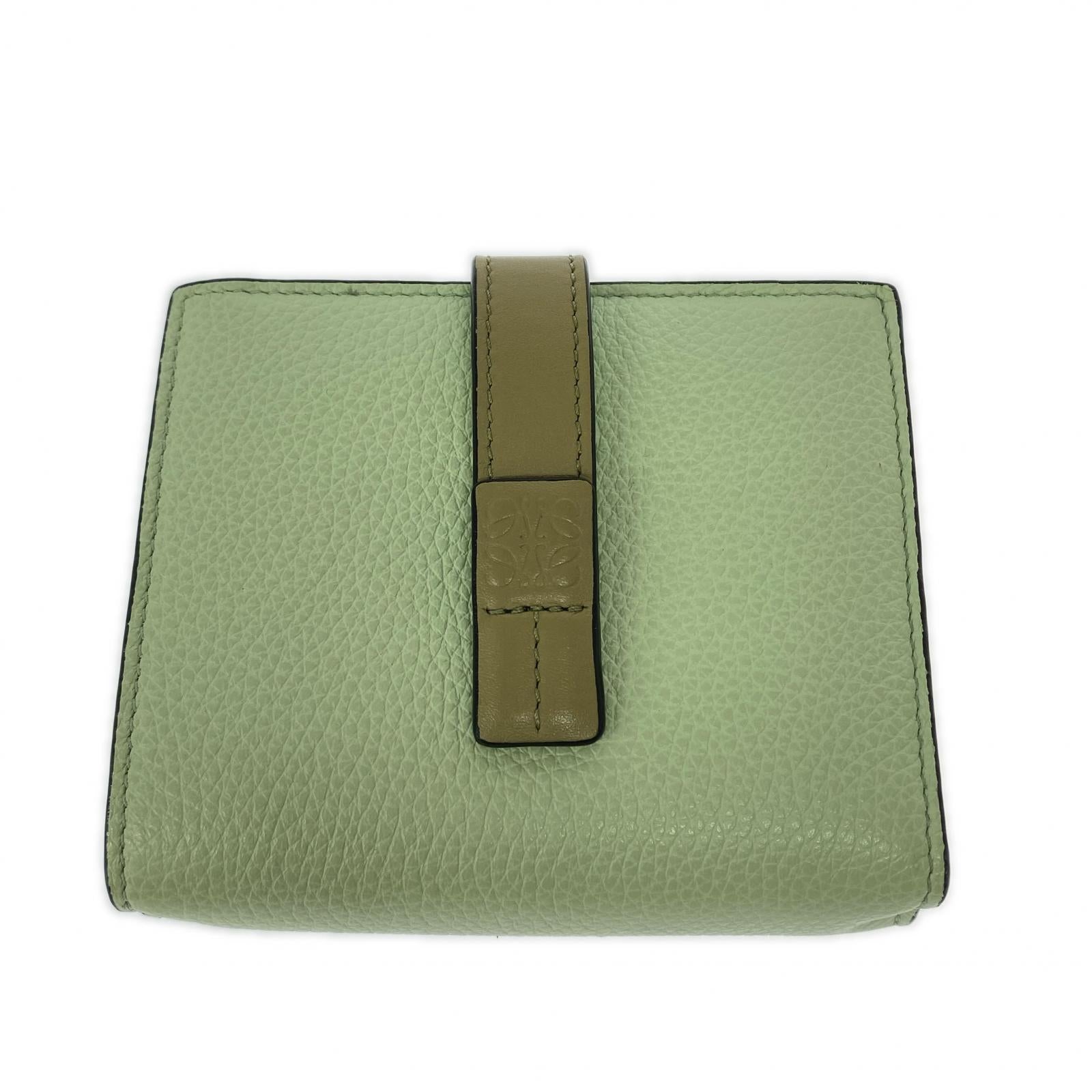 LOEWE トライフォールドウォレット