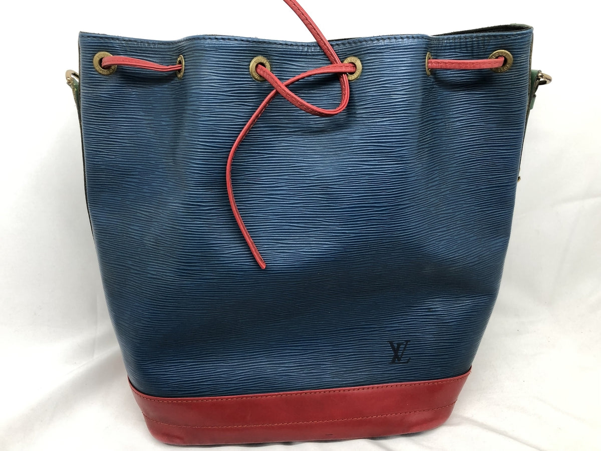 CELINE メッセンジャーバッグ トリオンフ