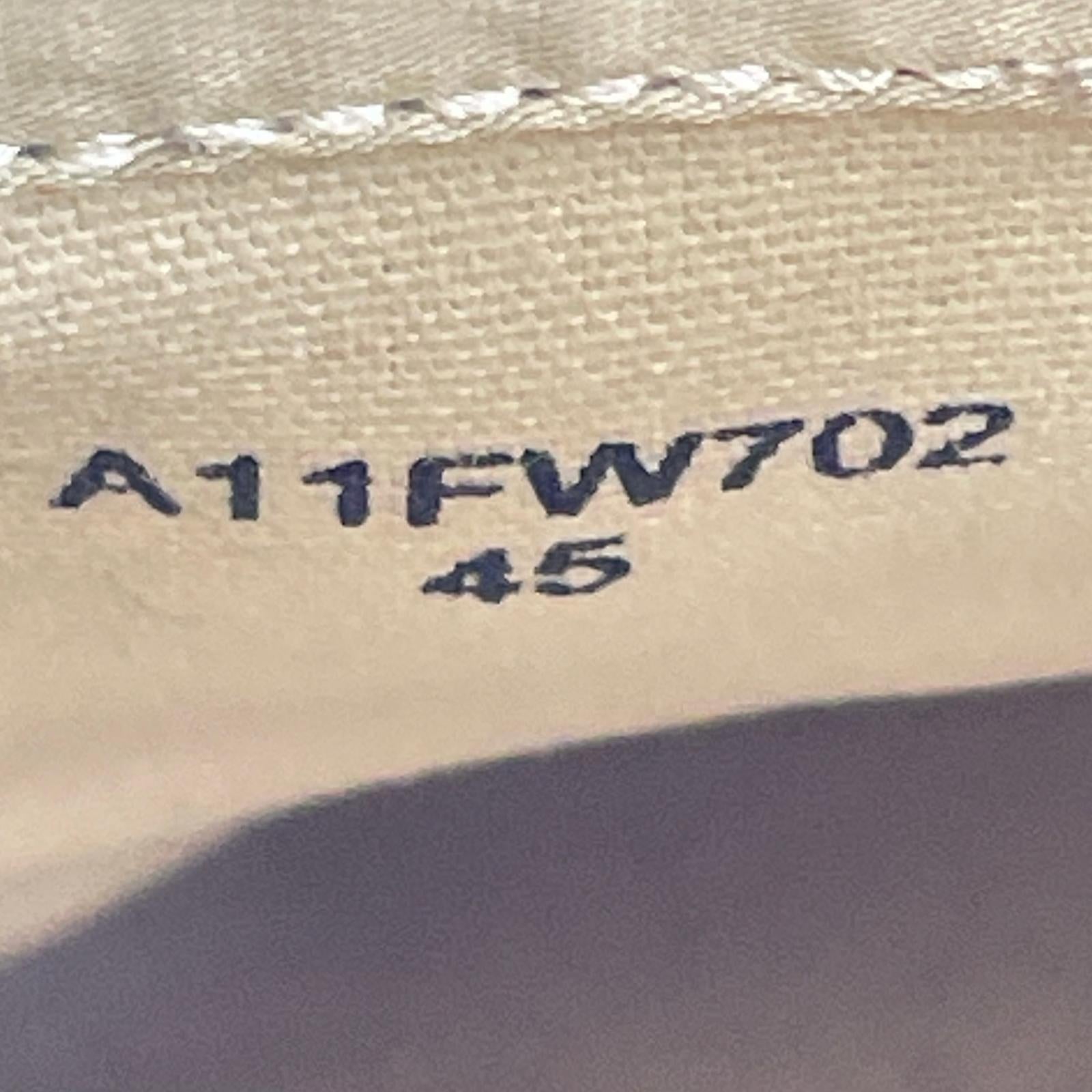 スニーカー A11FW702 グレー