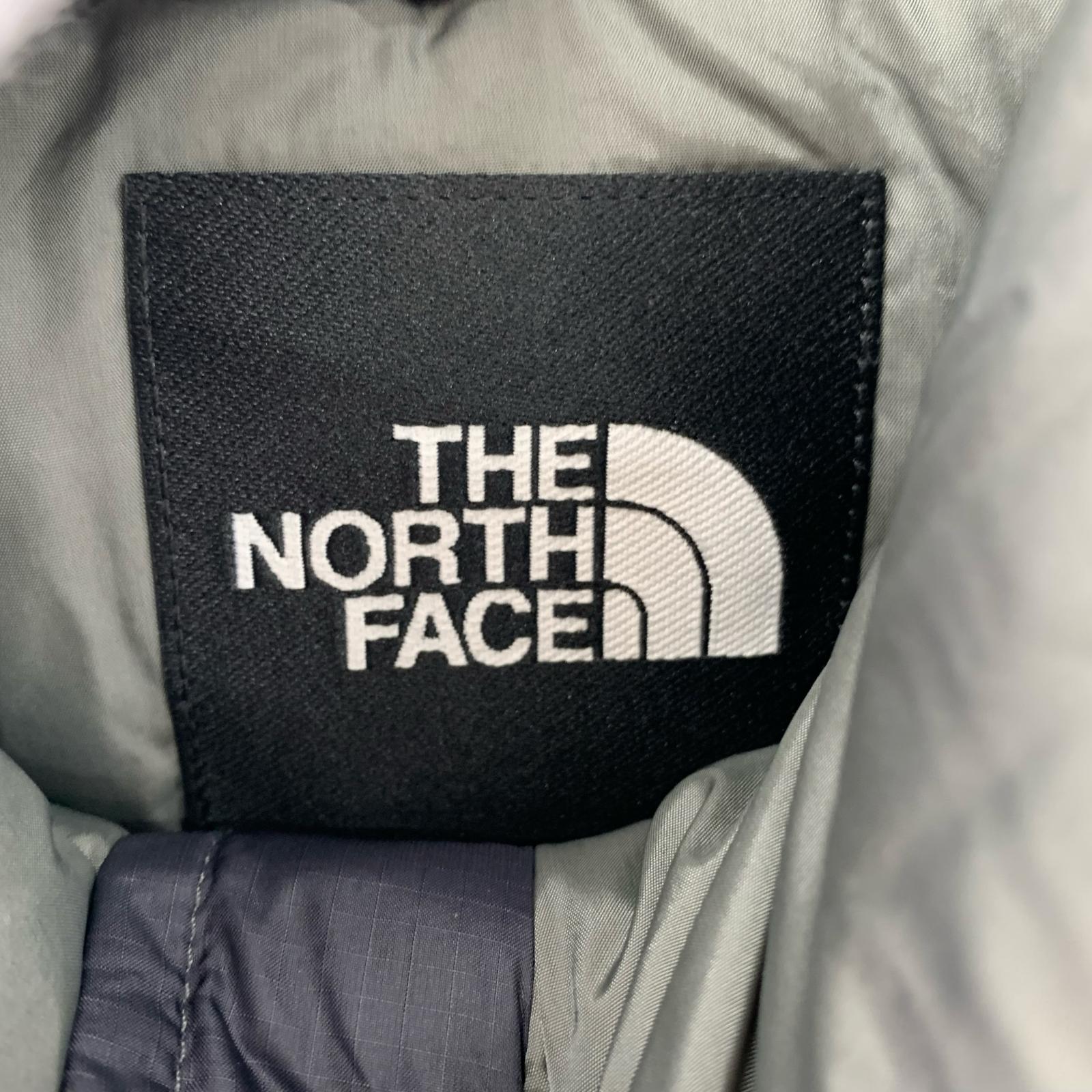 ダウンジャケット NUPTSE JACKET M グレー