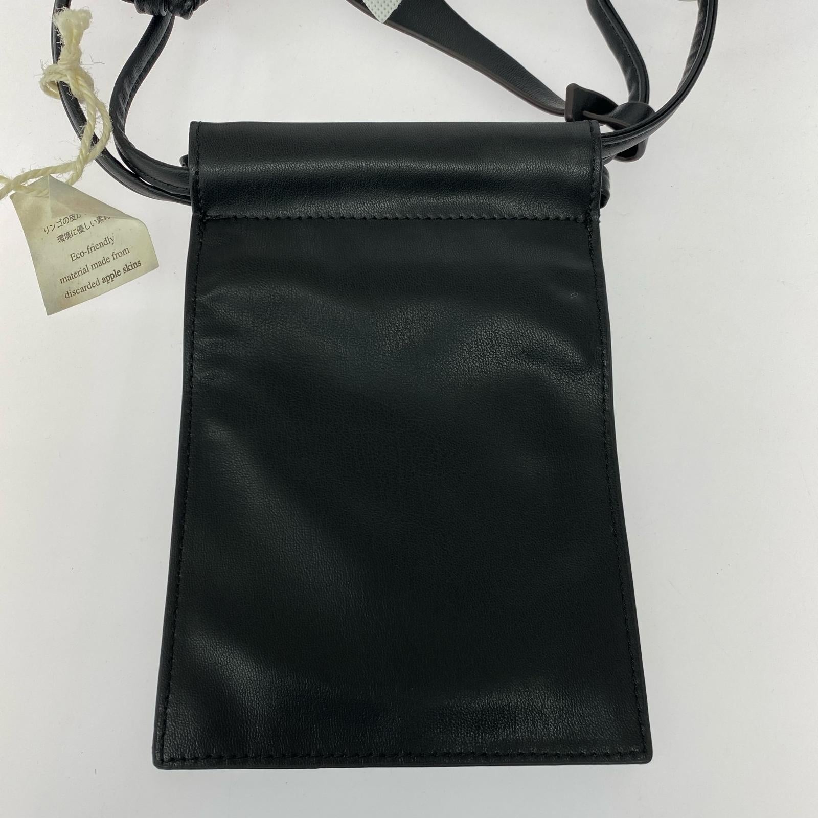 ショルダーバッグ etul appleleather×PINATEX 2WAYショルダーバック ブラック