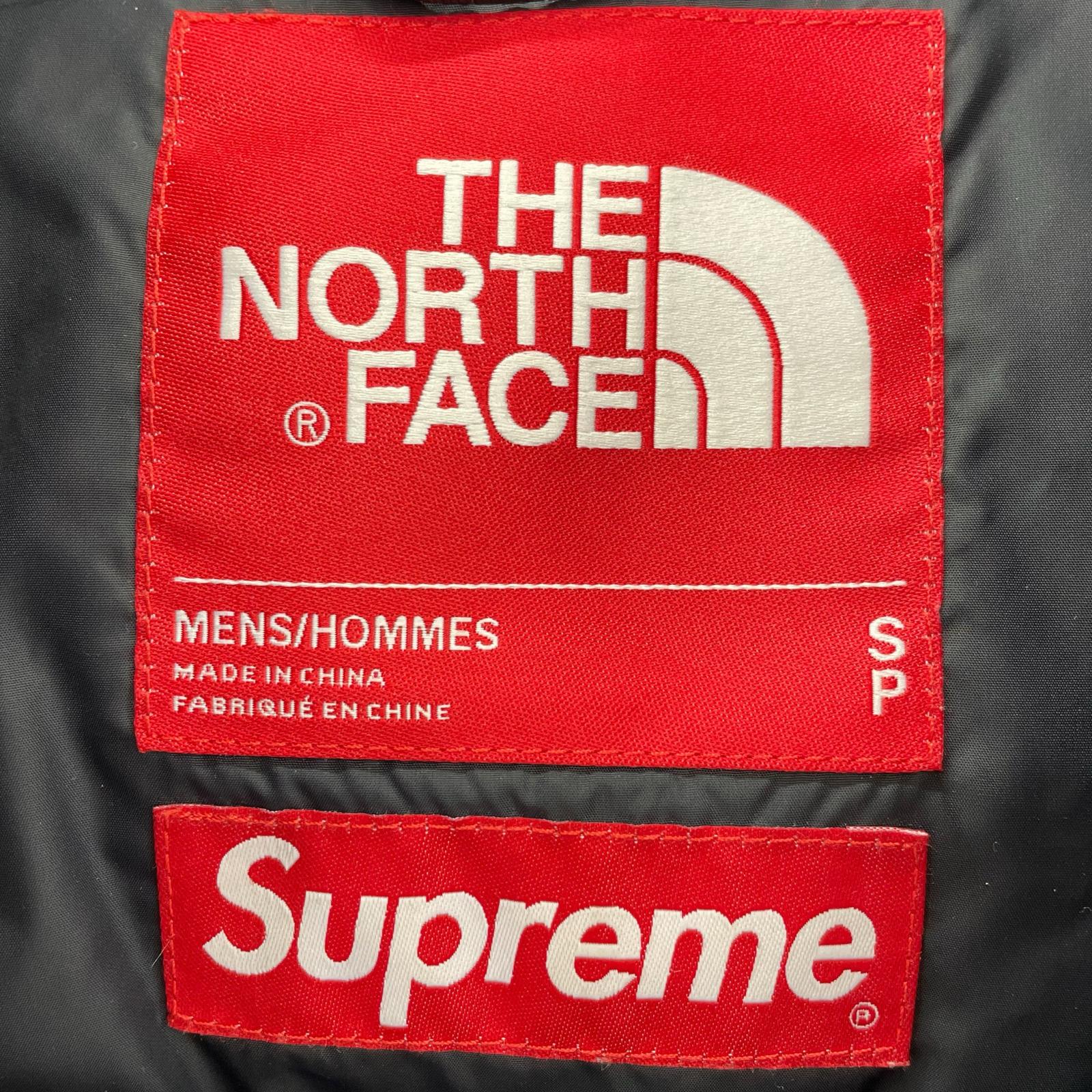 ダウンジャケット THE NORTH FACE BLEACHED DENIM NUPTSE S