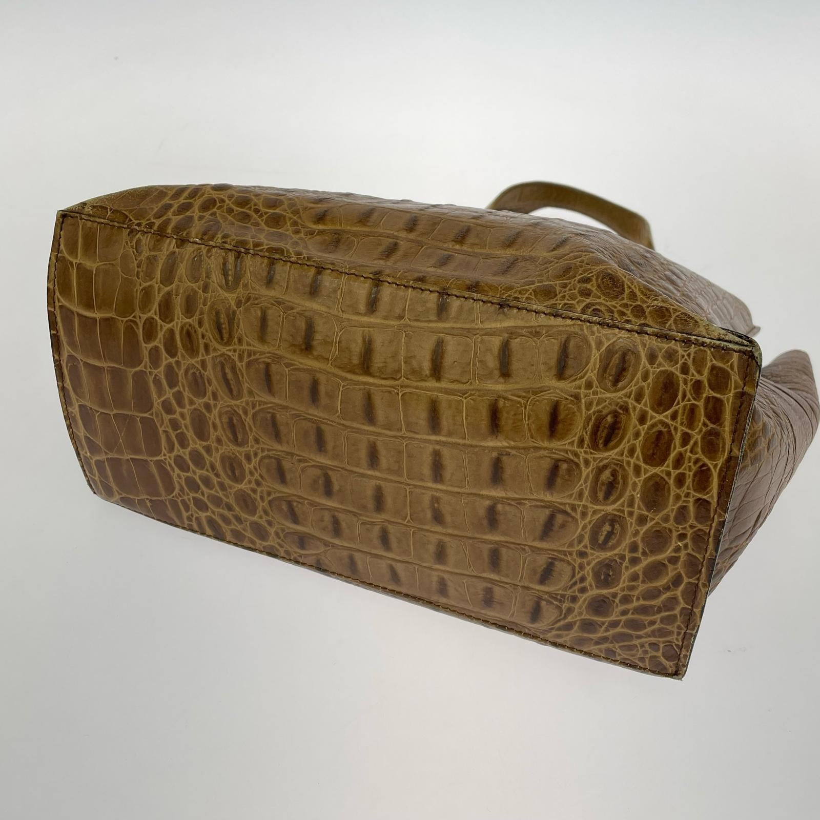ショルダーバッグ FURLA クロコ型押し 2WAYバッグ 茶 ブラウン