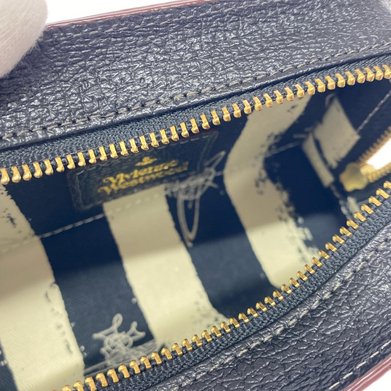 その他アクセサリー Vivienne Westwood EXECUTIVE オーブ レザーマルチケース 黒 ブラック