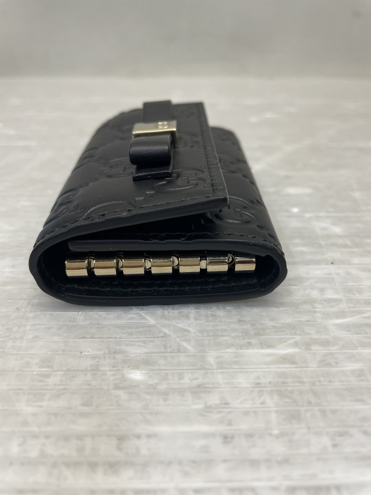388682