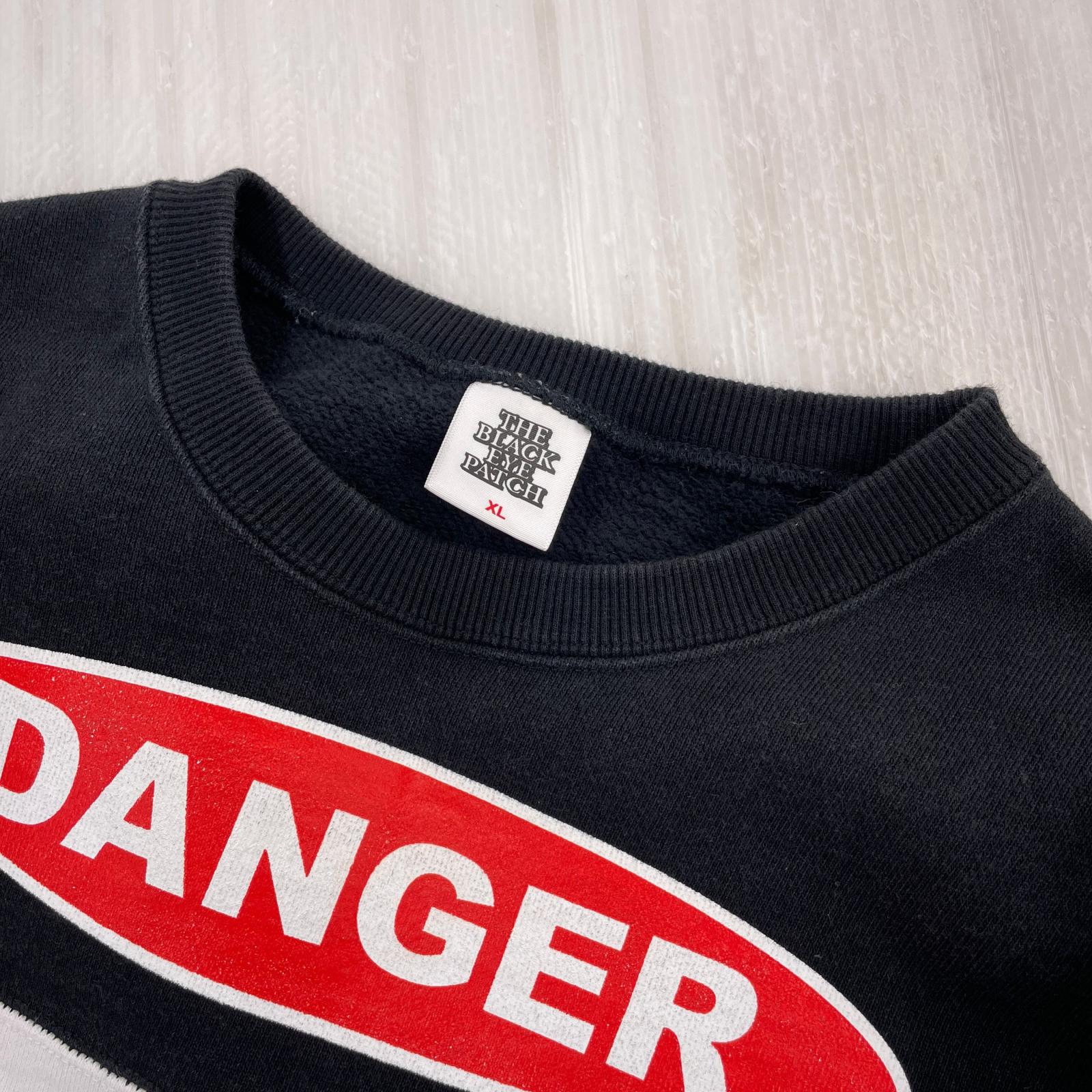 スウェット THE BLACK EYE PATCH ロゴ スウェット 黒 (XL) ブラック