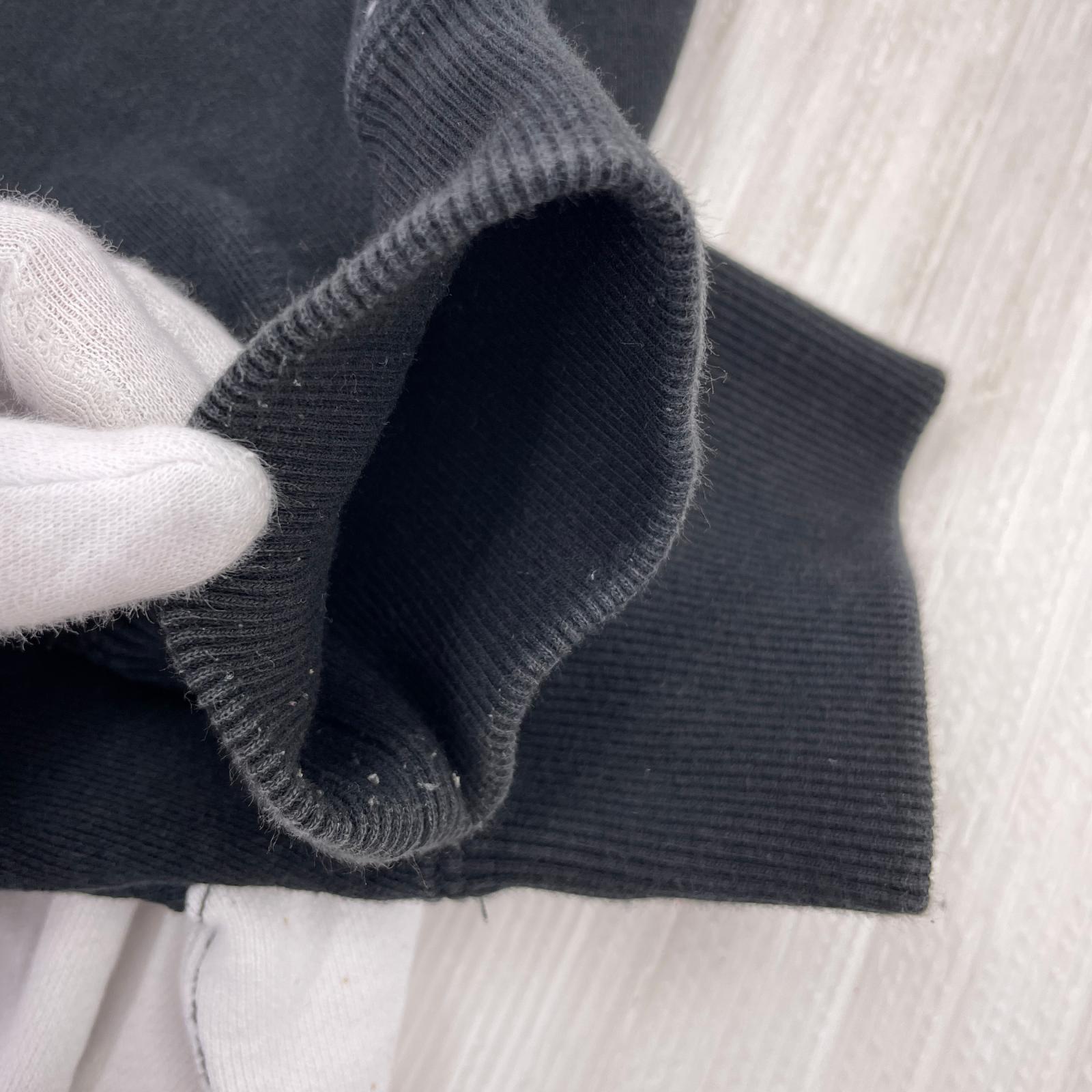 スウェット THE BLACK EYE PATCH ロゴ スウェット 黒 (XL) ブラック