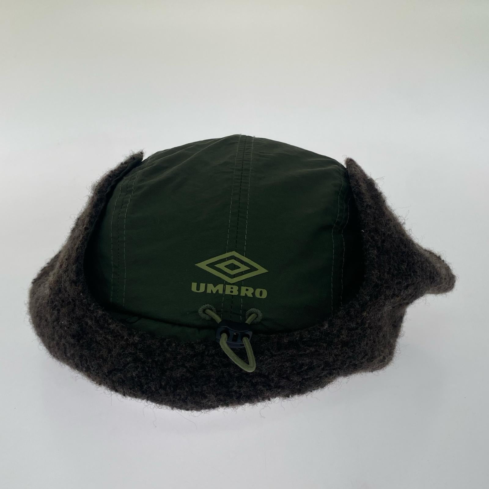 キャップ x umbro フライトキャップ