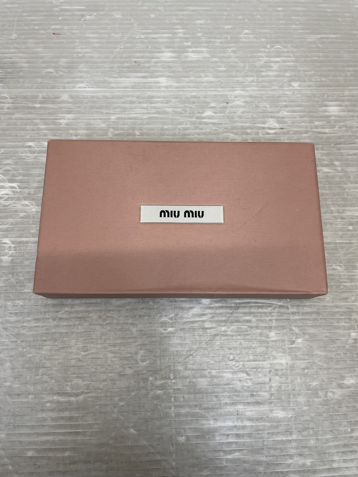 miumiu マテラッセ 3つ折りミドルウォレット 茶