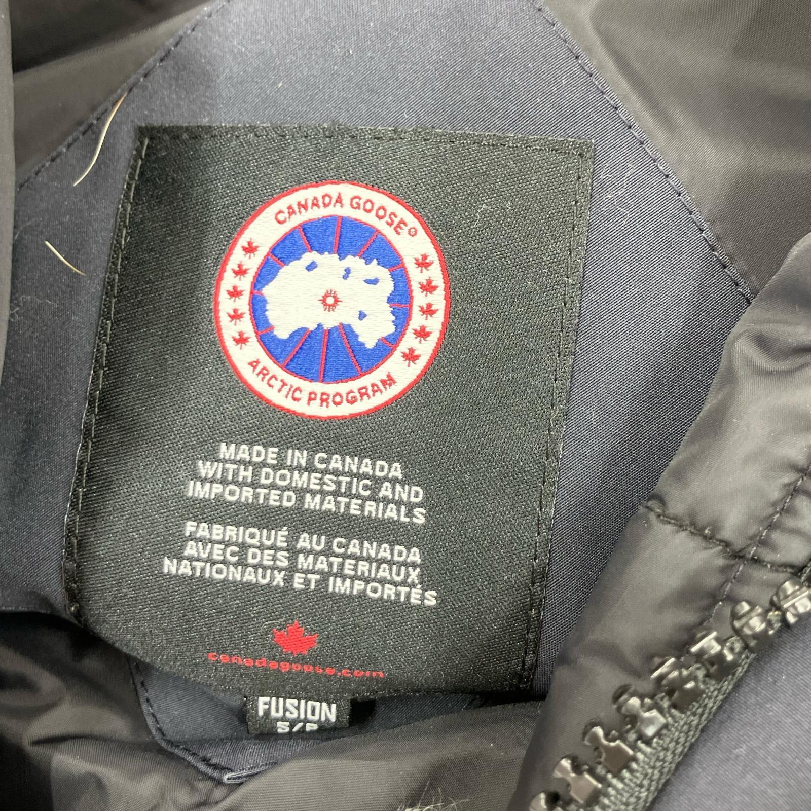 ダウンジャケット CANADA GOOSE CHILLIWACK BOMBERFUSION FIT 7999MA 黒 (S) S ブラック