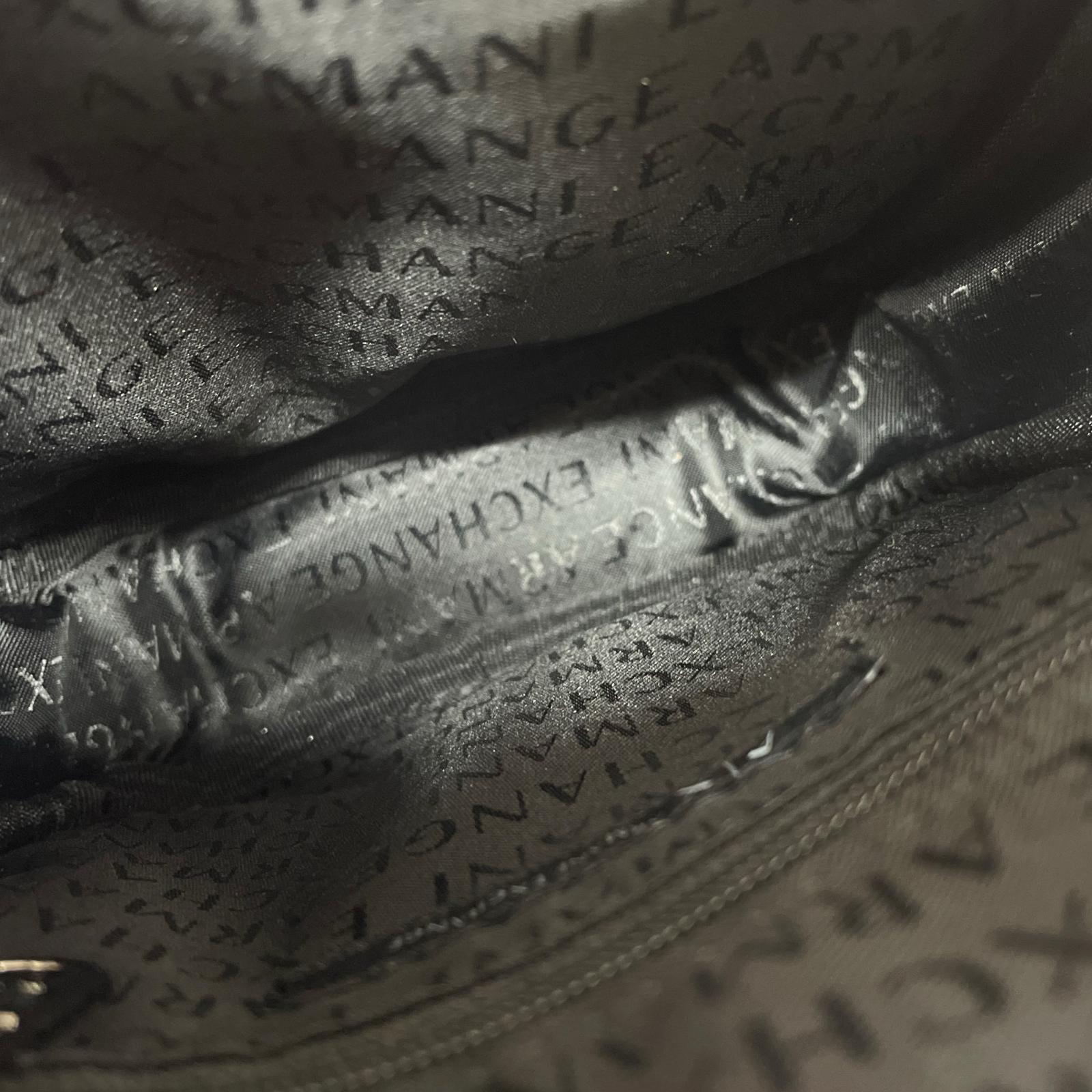 ショルダーバッグ ARMANI EXCHANGE ブラック