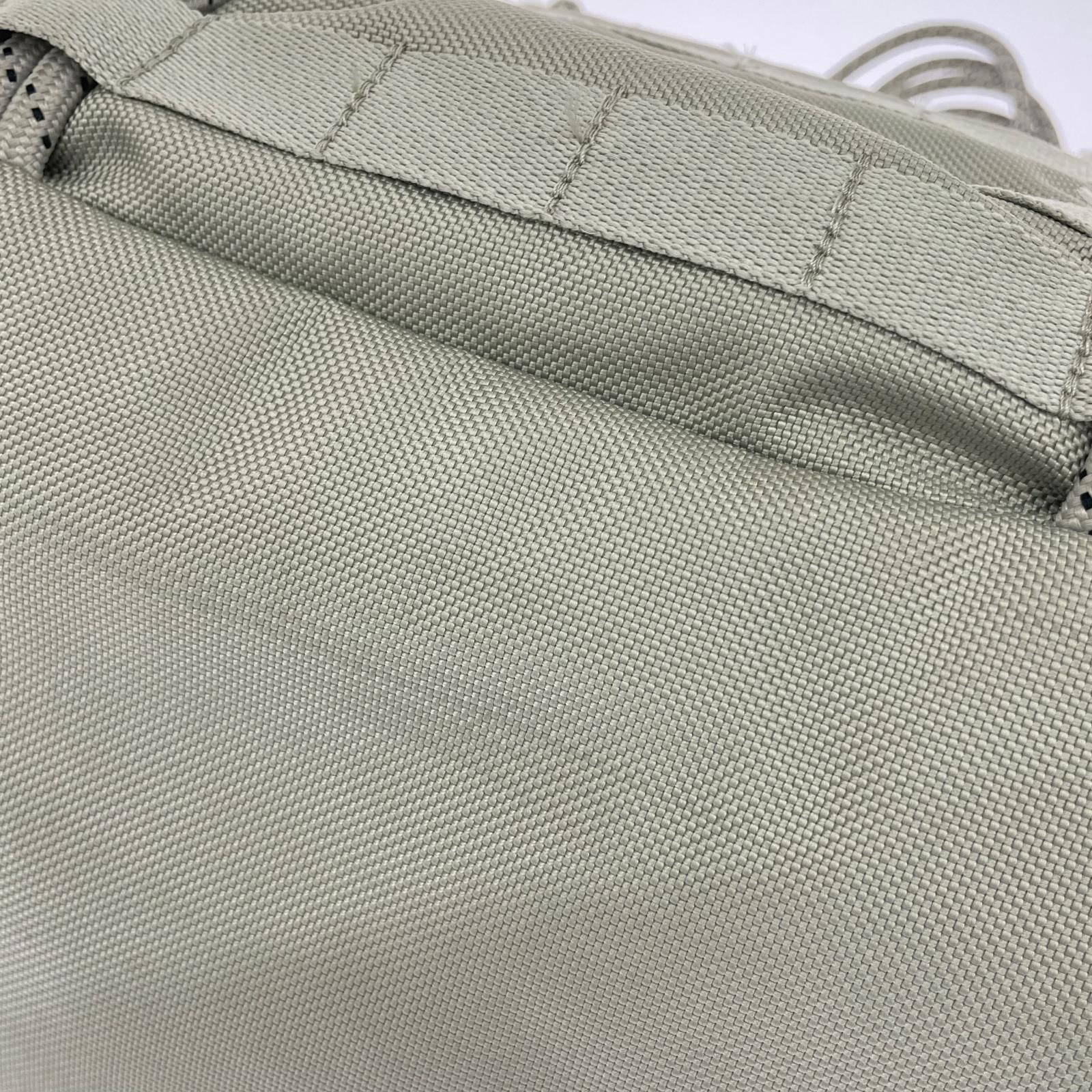 その他バッグ AIR FORCE 1 TOTE BAG カーキ