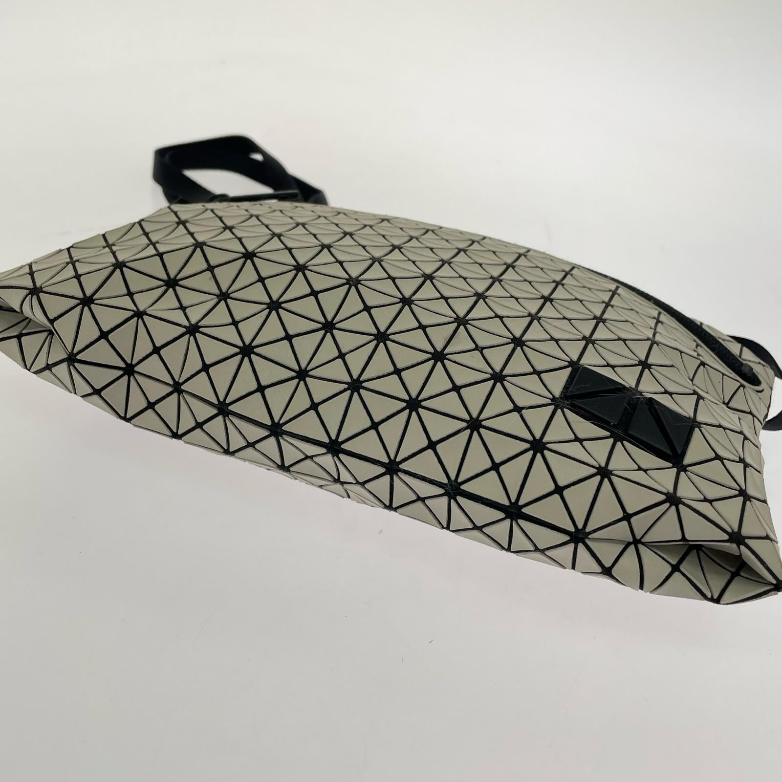 ショルダーバッグ GRY グレー