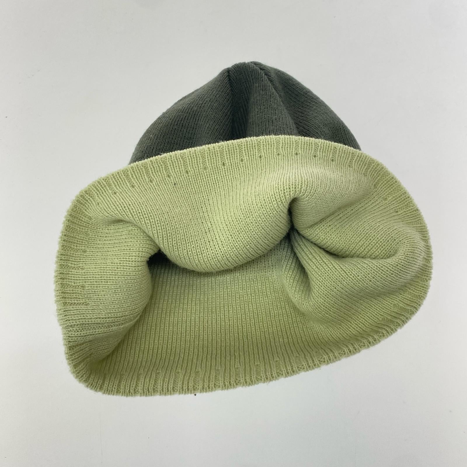 ニットキャップ OLD crown gradation beanie グリーン