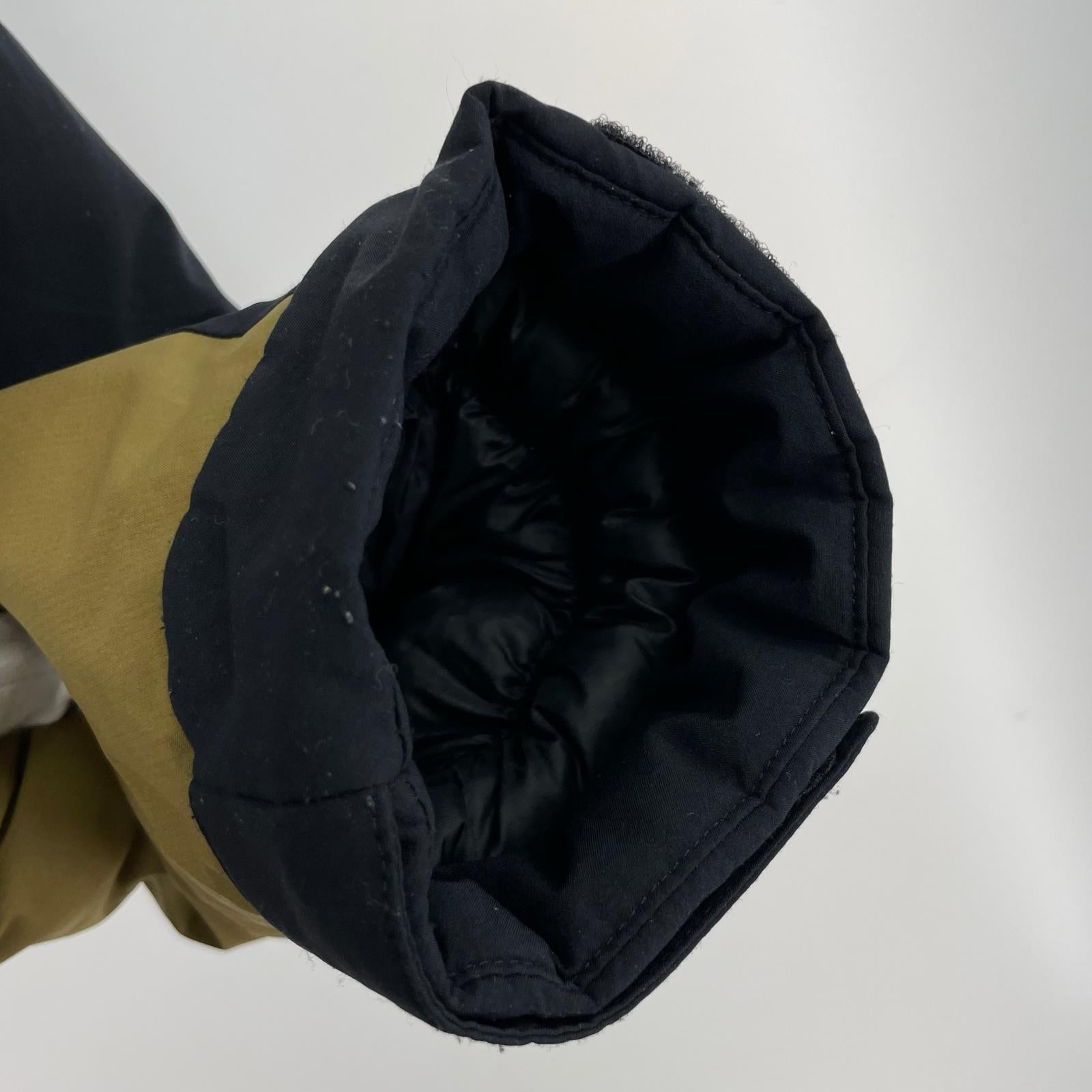 ダウンジャケット FCRB DOWN BENCH PARKA L カーキ
