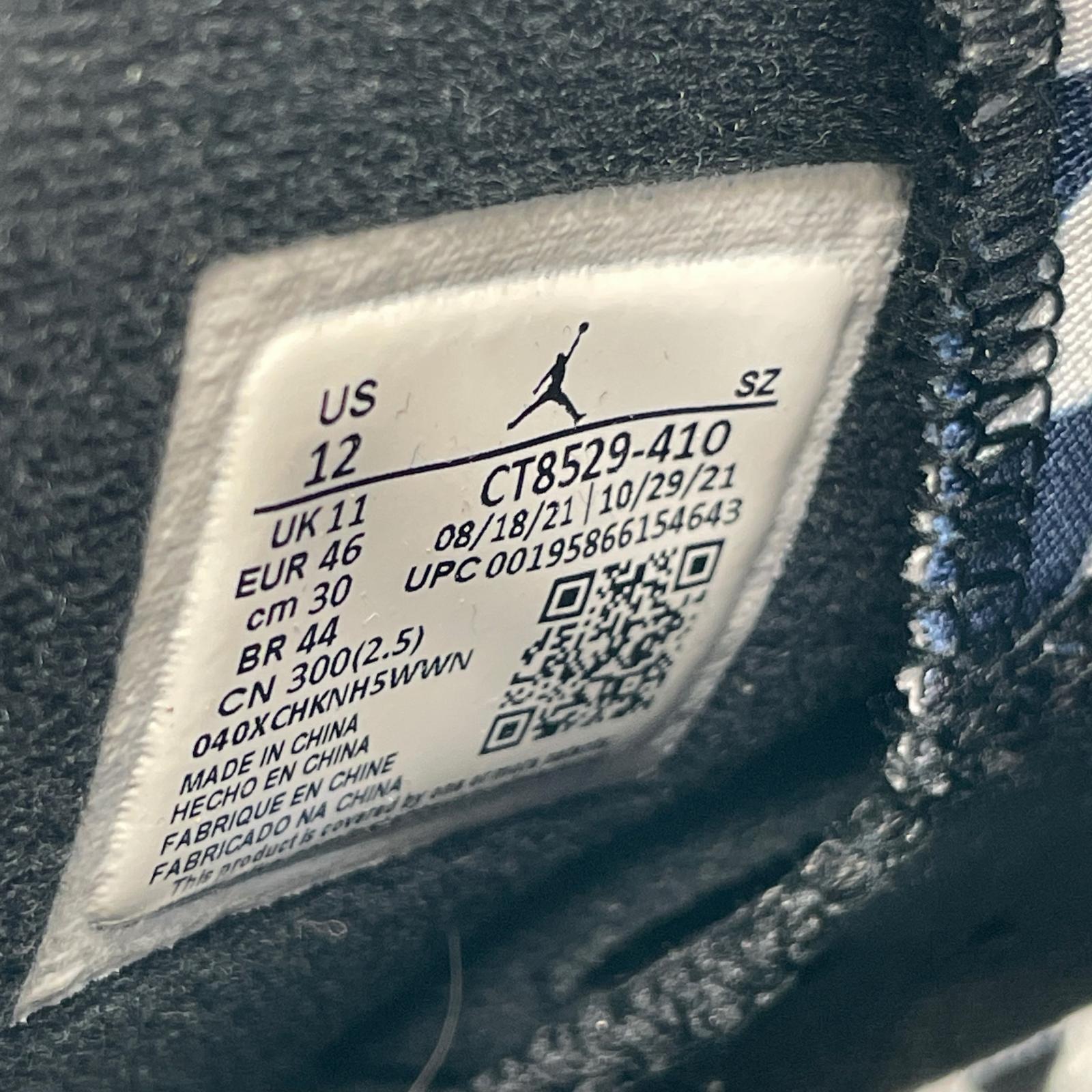 スニーカー AIR JORDAN 6UNC UNIVERSITY BLUE 30cm (US12 UK11 1/2 EU50)