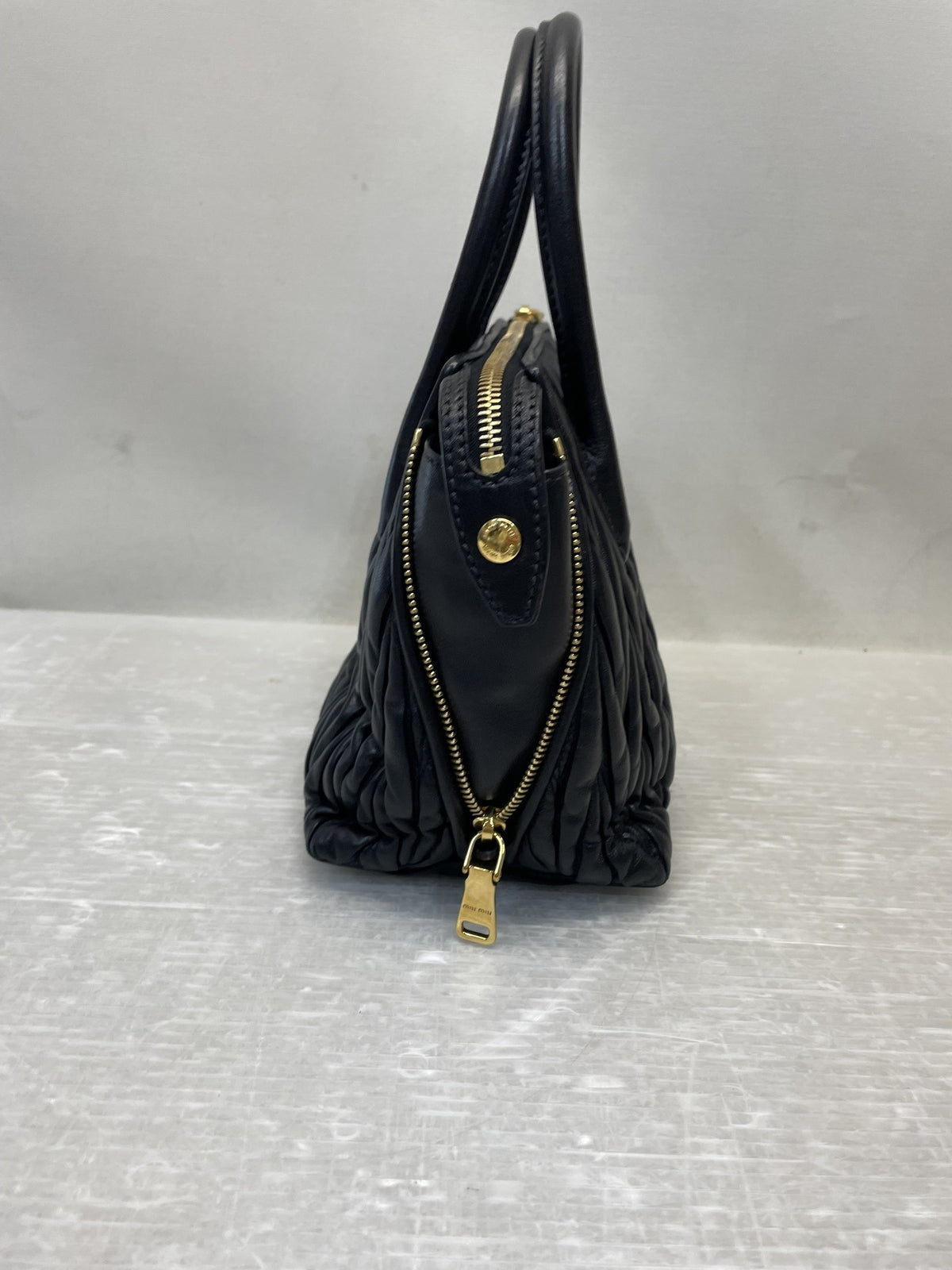 miu miu マテラッセ 2WAYバッグ ブラック