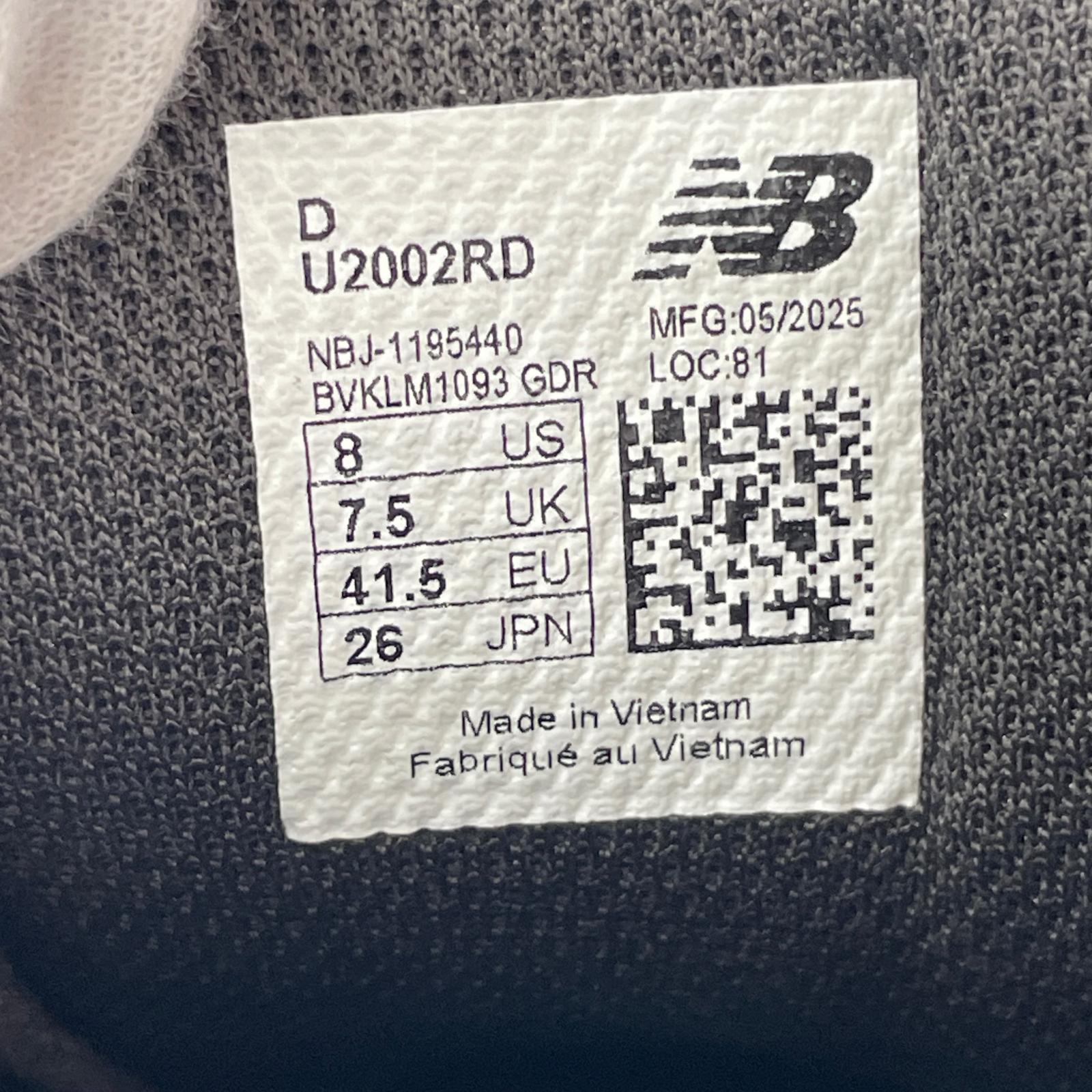 スニーカー U2002RD (26.0) 26cm (US8 UK7 1/2 EU42) ブラック