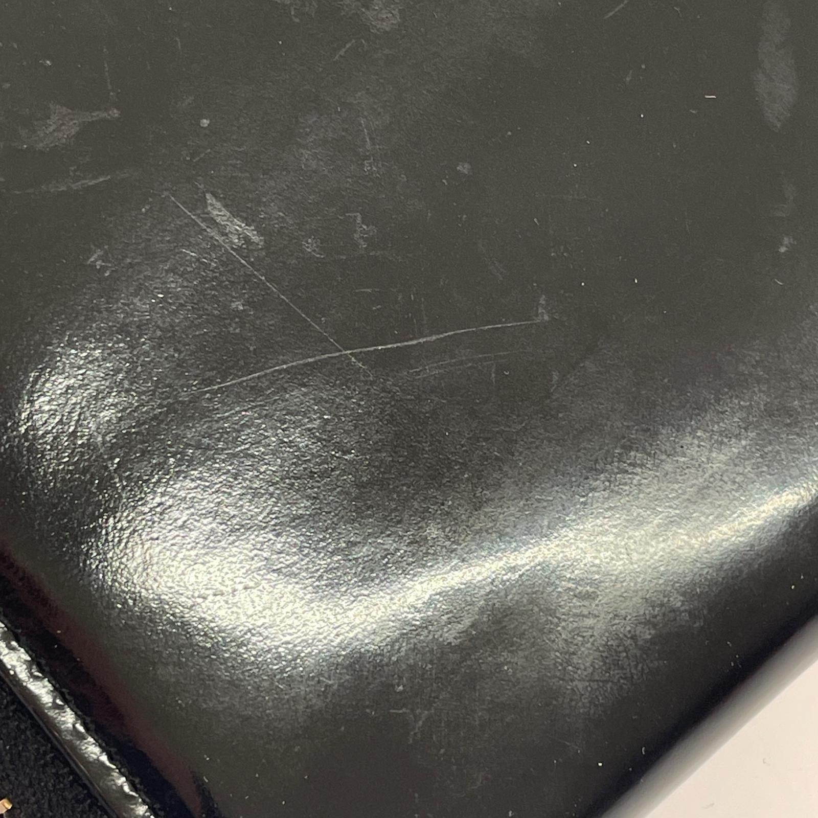 コンパクトウォレット GLASS LEATHER WALLET ブラック