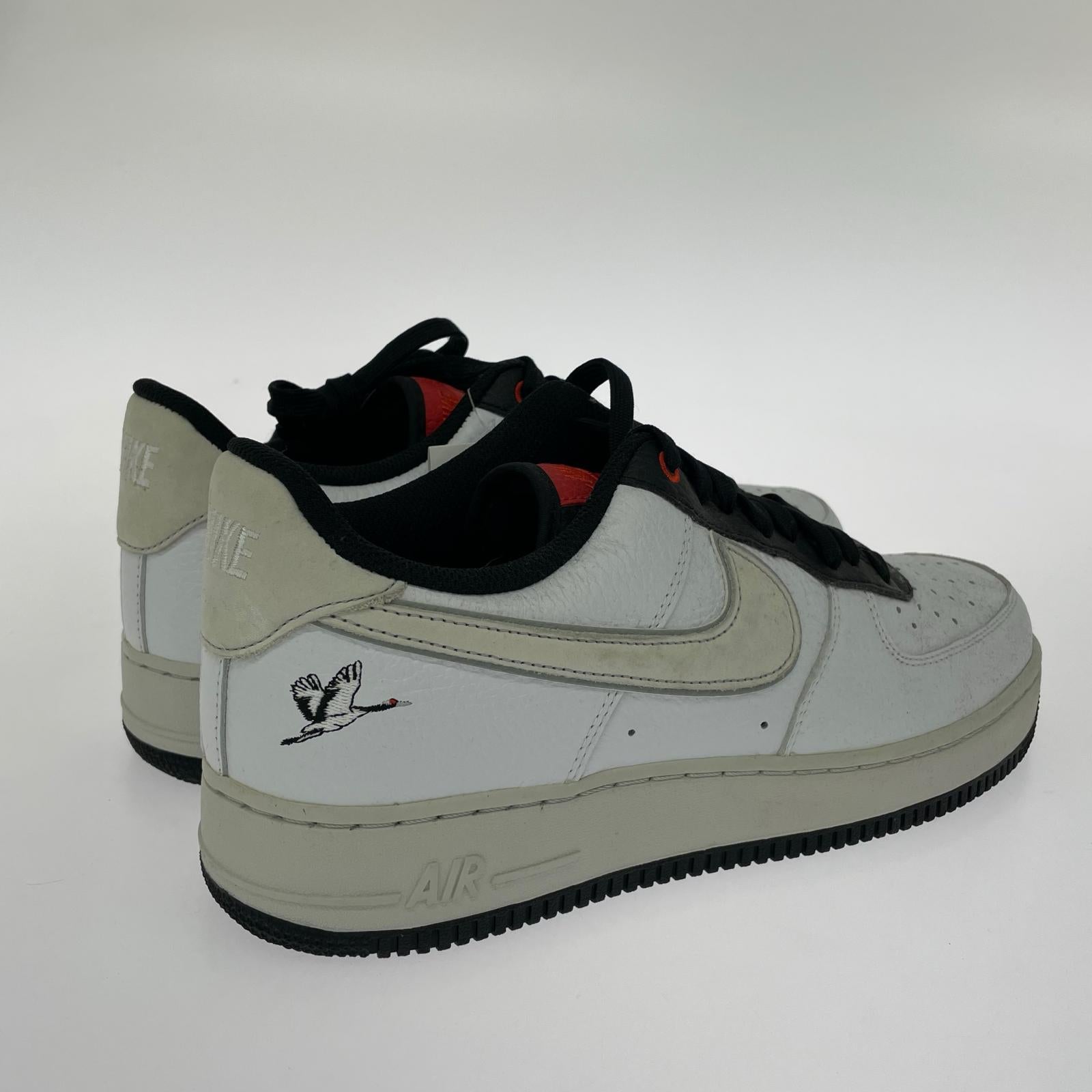 スニーカー 鶴 AIR FORCE1 07 LX DA8482-100 30.0cm 30cm (US12 UK11 1/2 EU50) ホワイト