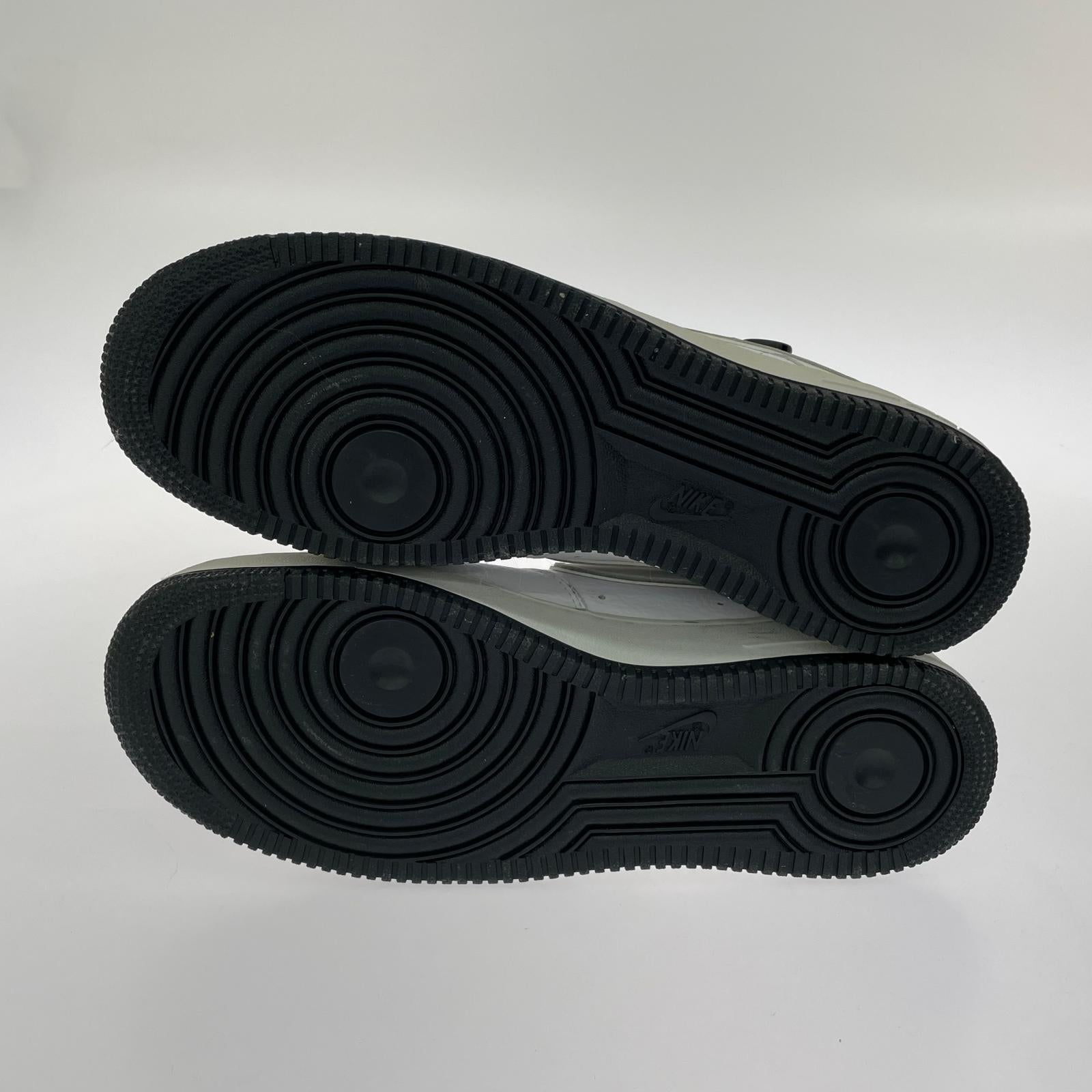 スニーカー 鶴 AIR FORCE1 07 LX DA8482-100 30.0cm 30cm (US12 UK11 1/2 EU50) ホワイト