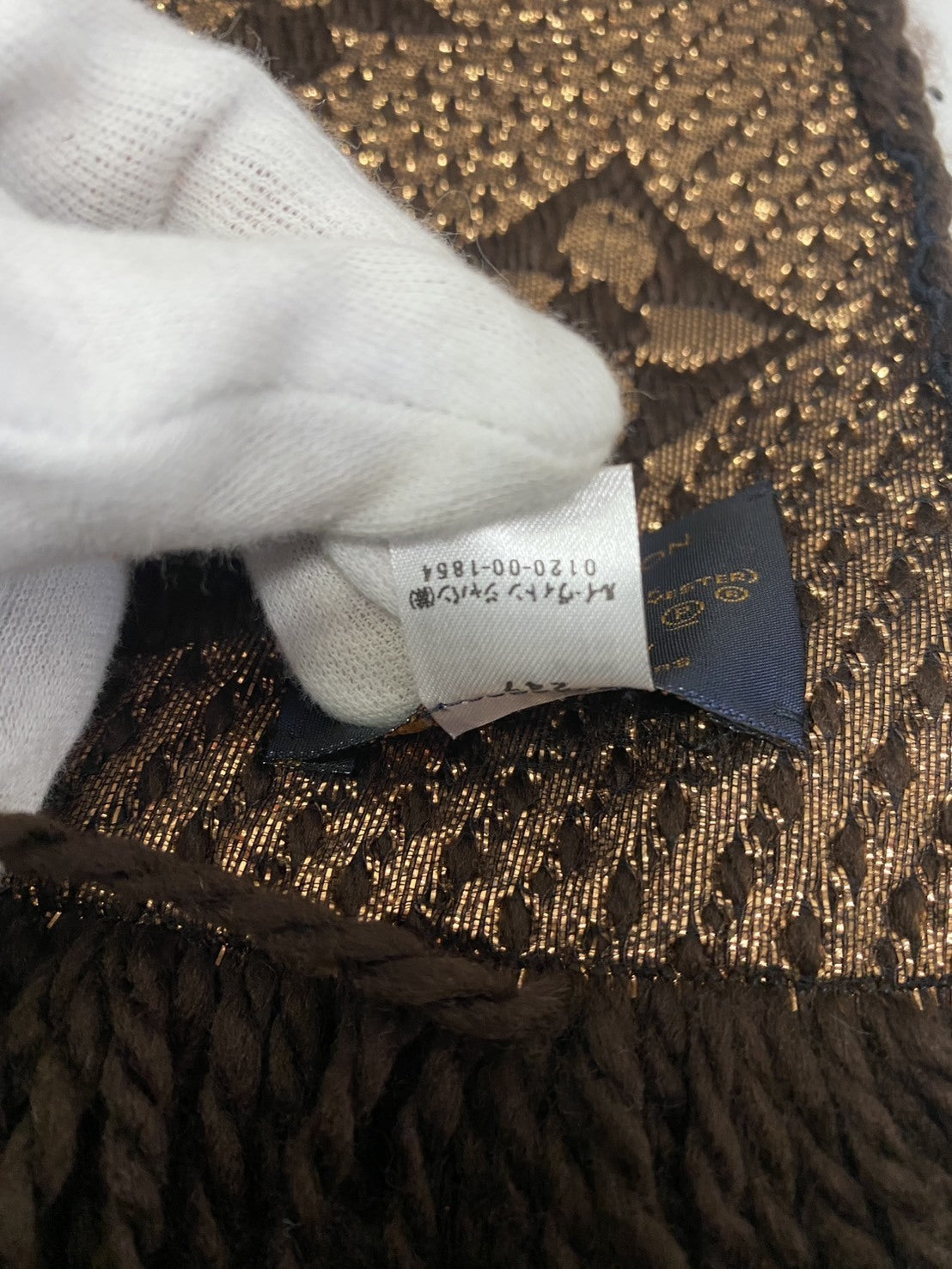 LV/M71383/エシャルプ・ロゴマニア