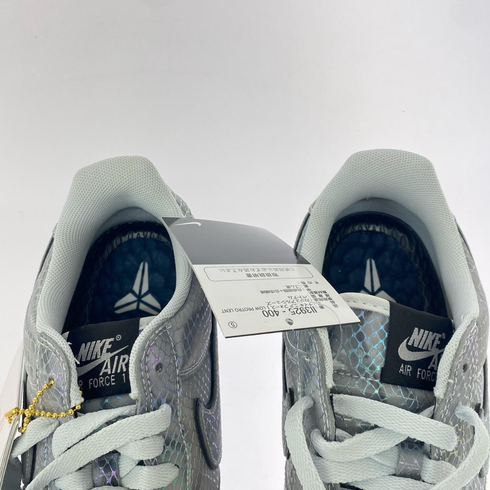 スニーカー × Kobe Air Force 1 Low Protro 27.0cm 27cm (US9 UK8 1/2 EU44) シルバー