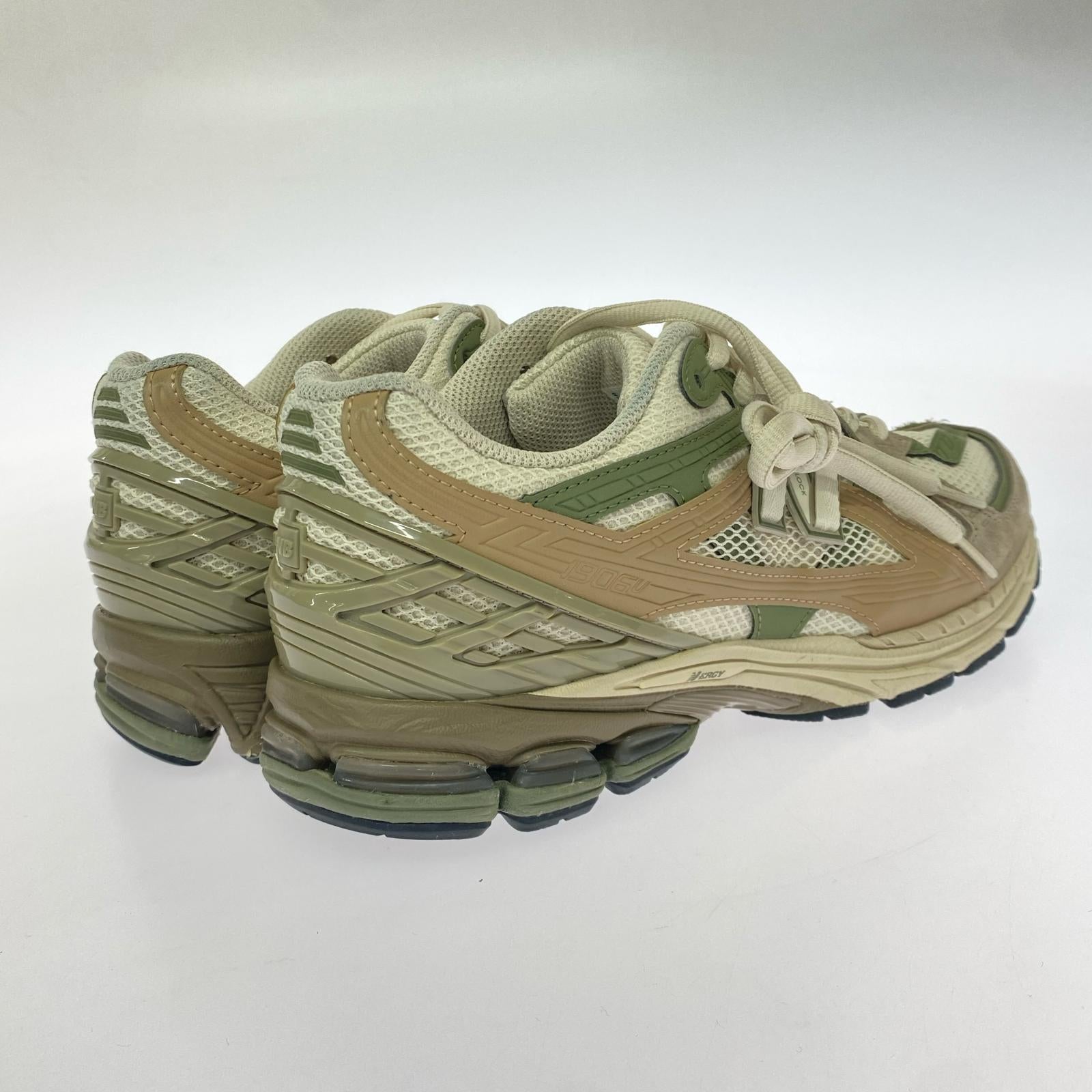 スニーカー NEW BALANCE M1906NE 白×緑 (27.5) 27.5cm (US9 1/2 UK9 EU45)